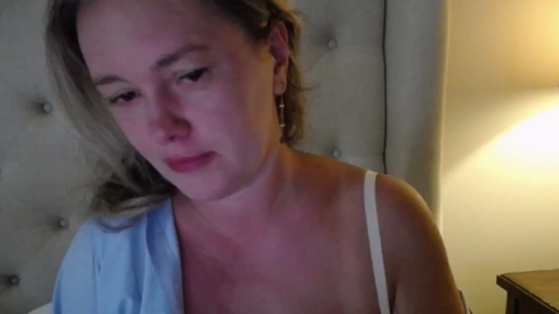 Gallery image thumbnail from J0llye's myfreecams stream on, 07/16/2025, 20:32 image 6 of 20