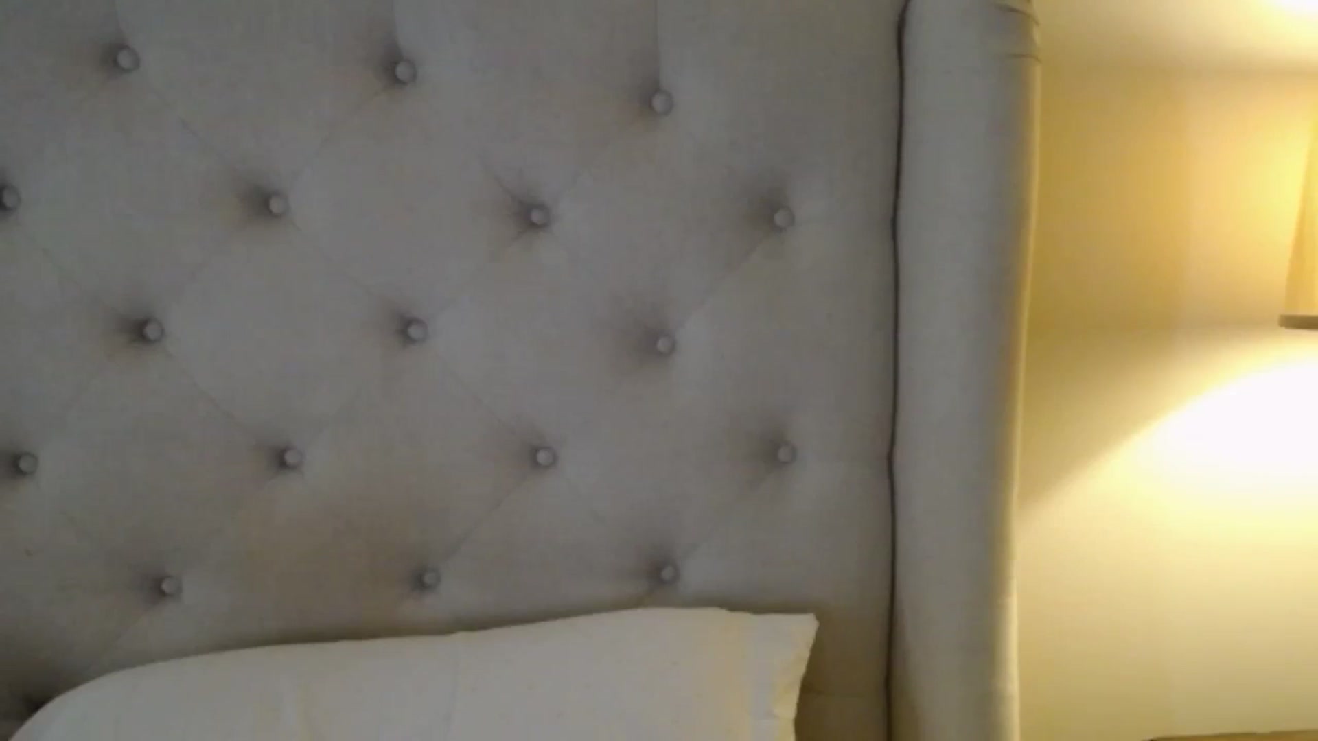 Gallery image thumbnail from J0llye's myfreecams stream on, 07/17/2025, 20:10 image 18 of 20