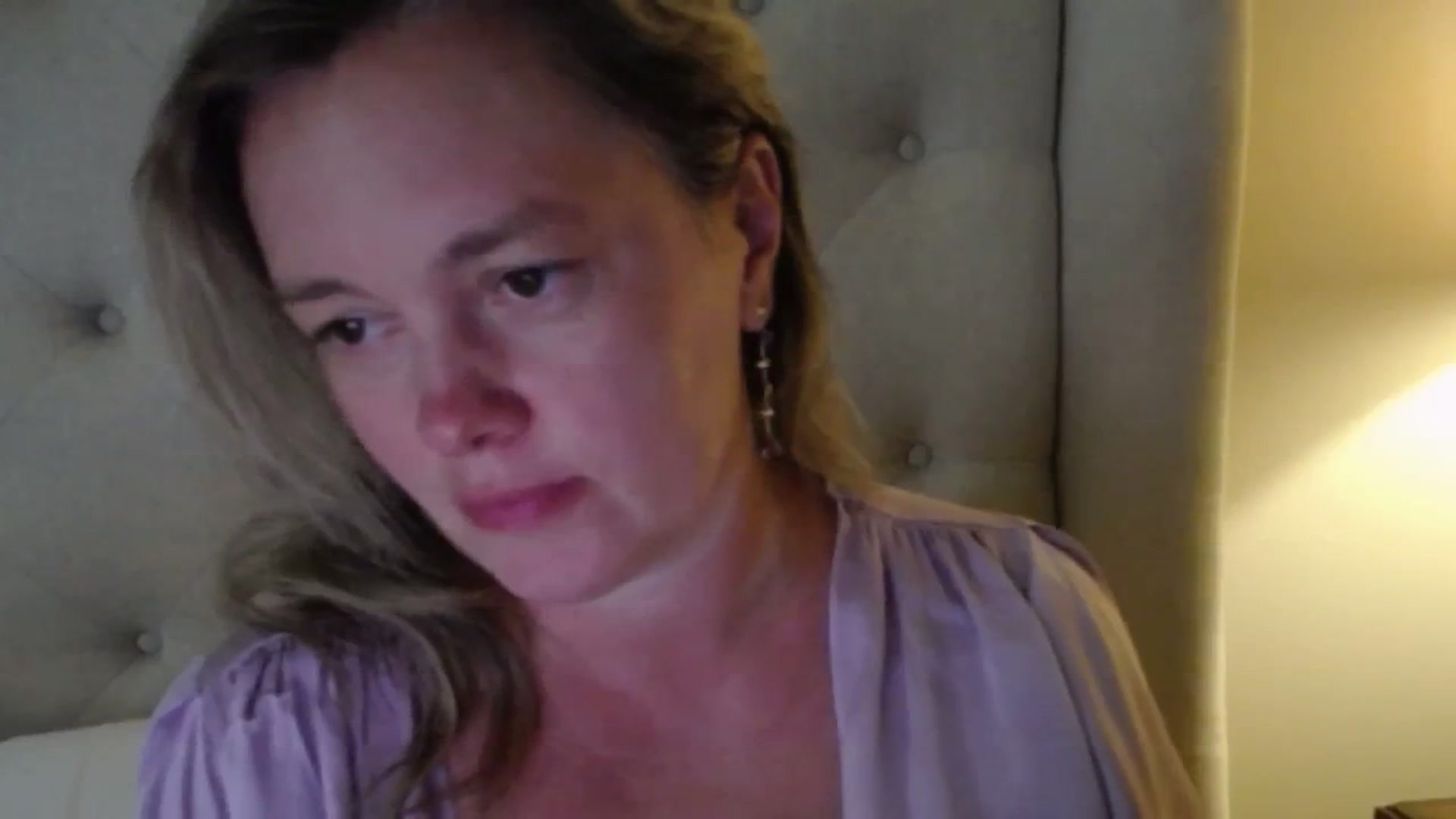 Gallery image thumbnail from J0llye's myfreecams stream on, 07/17/2025, 20:10 image 16 of 20
