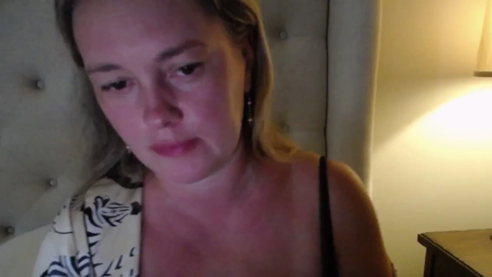 Gallery image thumbnail from J0llye's myfreecams stream on, 07/18/2025, 19:57 image 5 of 20