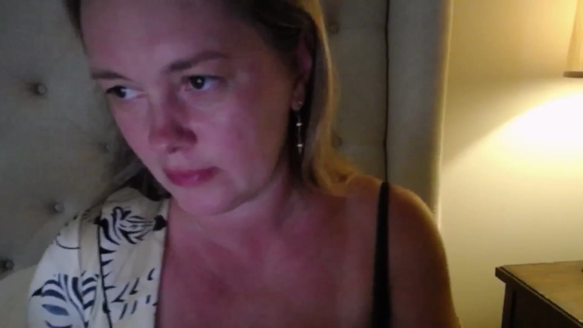 Gallery image thumbnail from J0llye's myfreecams stream on, 07/18/2025, 19:57 image 6 of 20