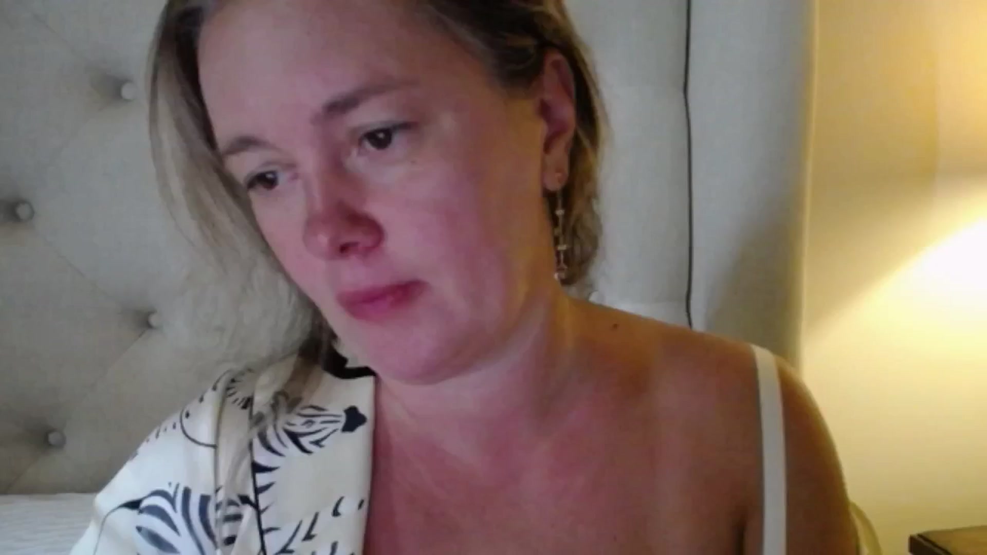Gallery image thumbnail from J0llye's myfreecams stream on, 07/22/2025, 20:23 image 12 of 20