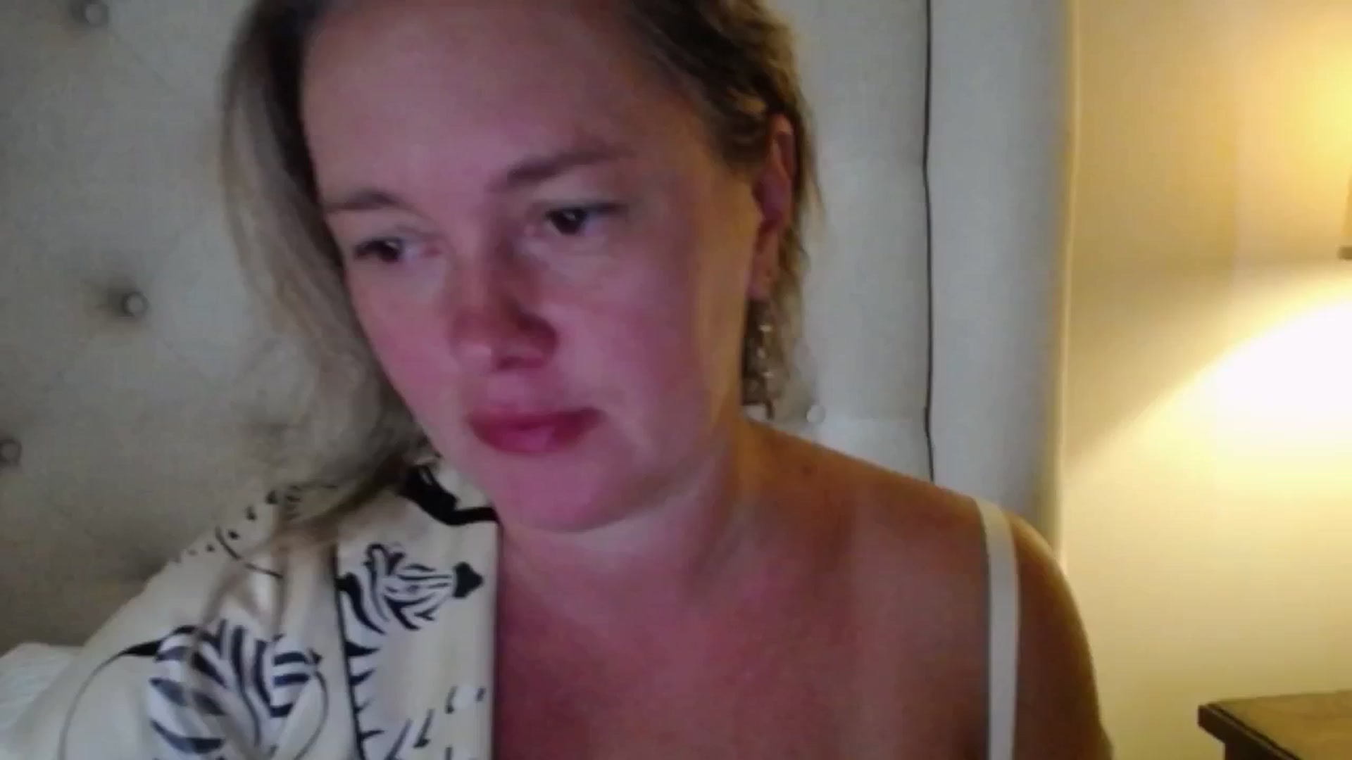 Gallery image thumbnail from J0llye's myfreecams stream on, 07/22/2025, 20:23 image 3 of 20