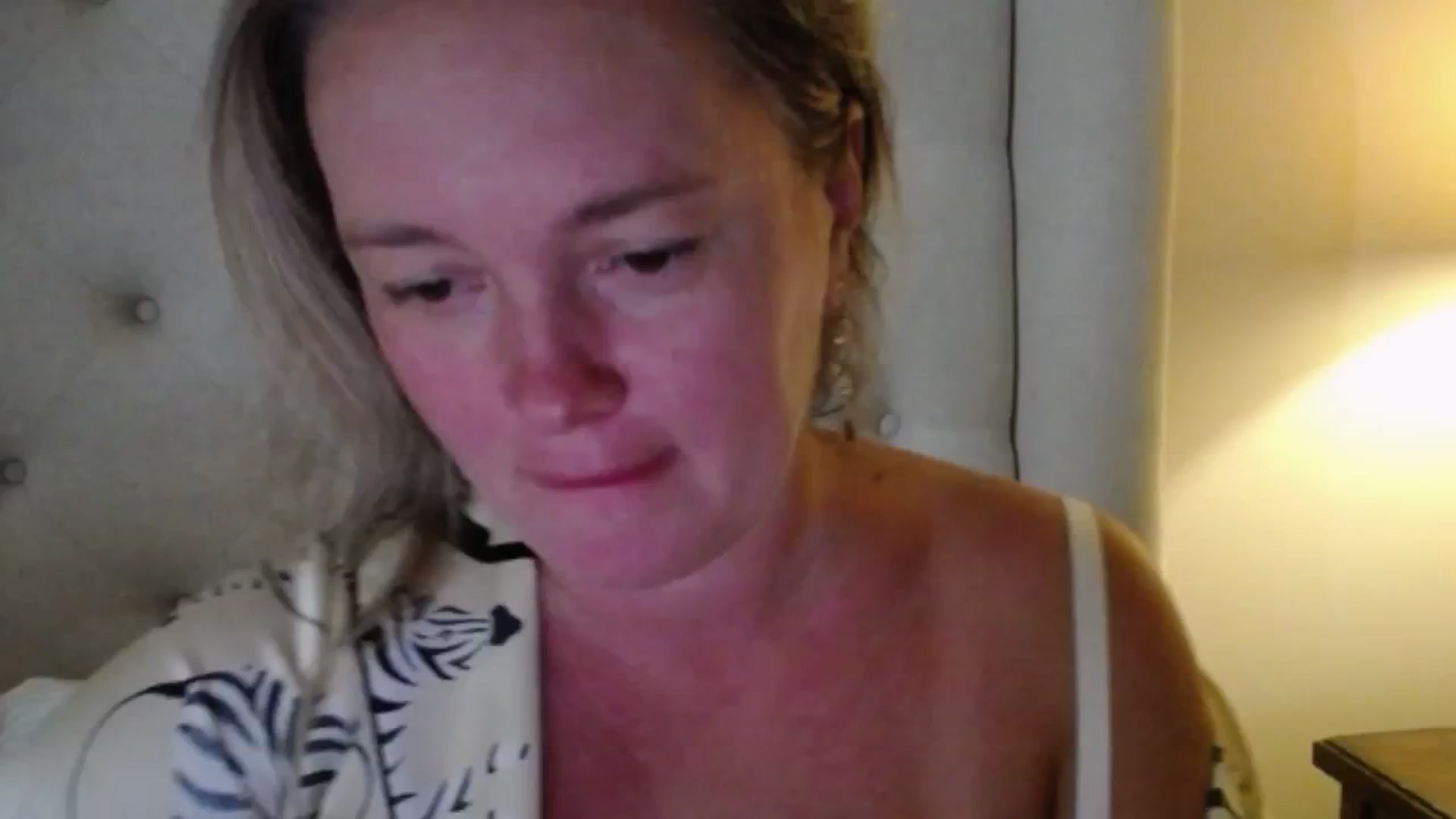 Gallery image thumbnail from J0llye's myfreecams stream on, 07/22/2025, 20:23 image 5 of 20