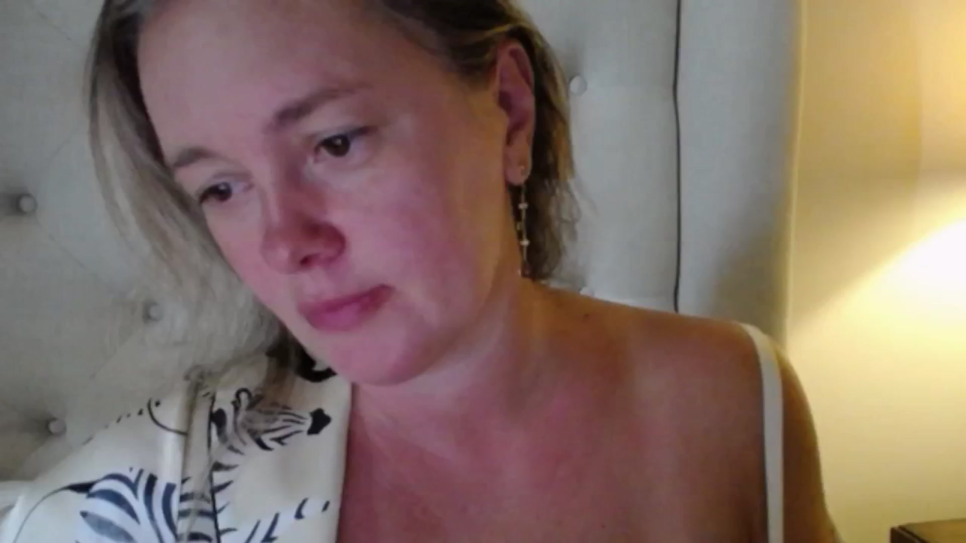 Gallery image thumbnail from J0llye's myfreecams stream on, 07/22/2025, 20:23 image 15 of 20