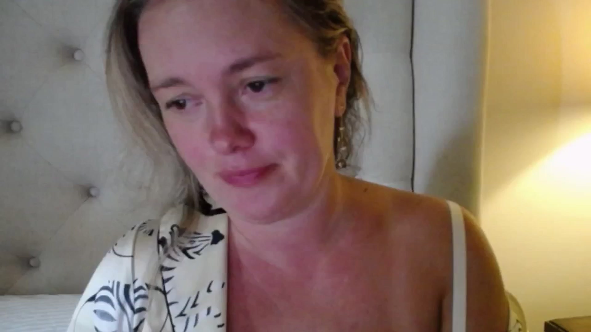 Gallery image thumbnail from J0llye's myfreecams stream on, 07/22/2025, 20:23 image 13 of 20