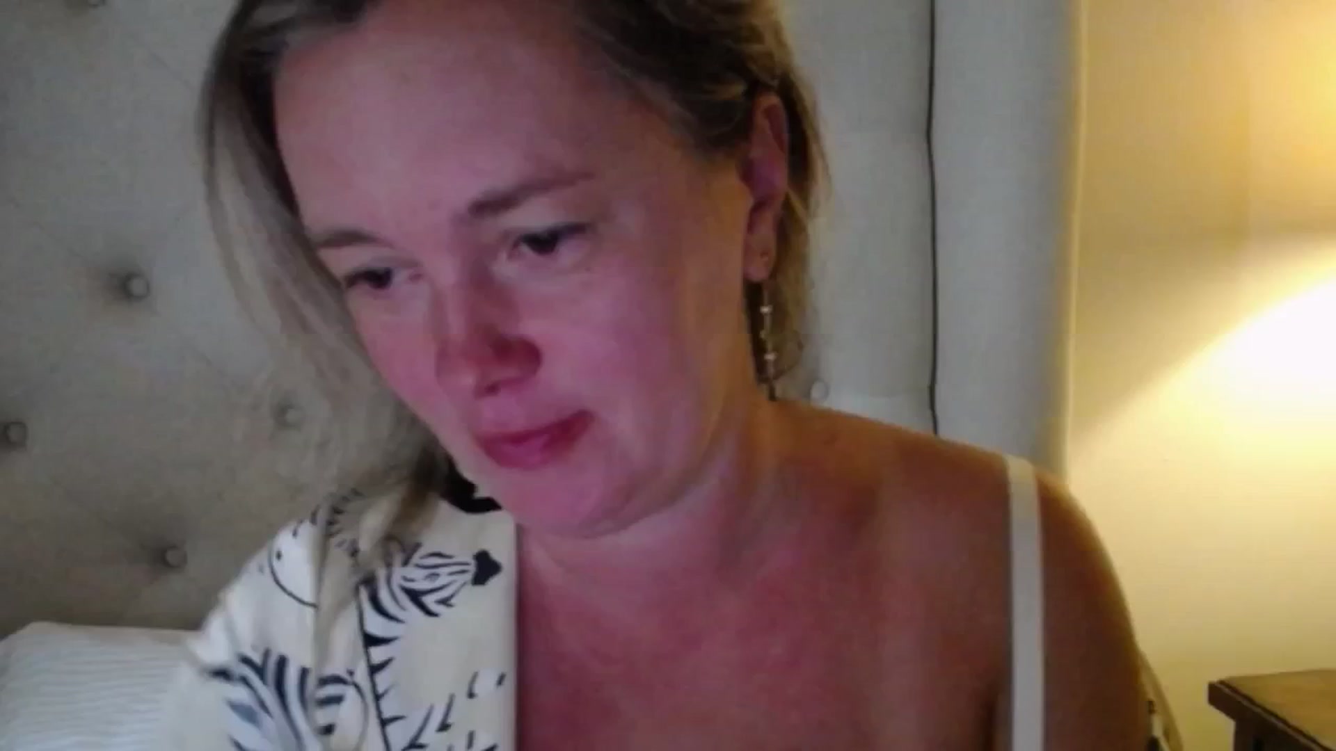 Gallery image thumbnail from J0llye's myfreecams stream on, 07/22/2025, 20:23 image 6 of 20