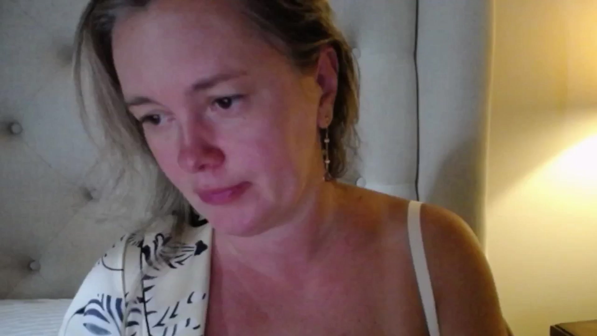 Gallery image thumbnail from J0llye's myfreecams stream on, 07/22/2025, 20:23 image 17 of 20