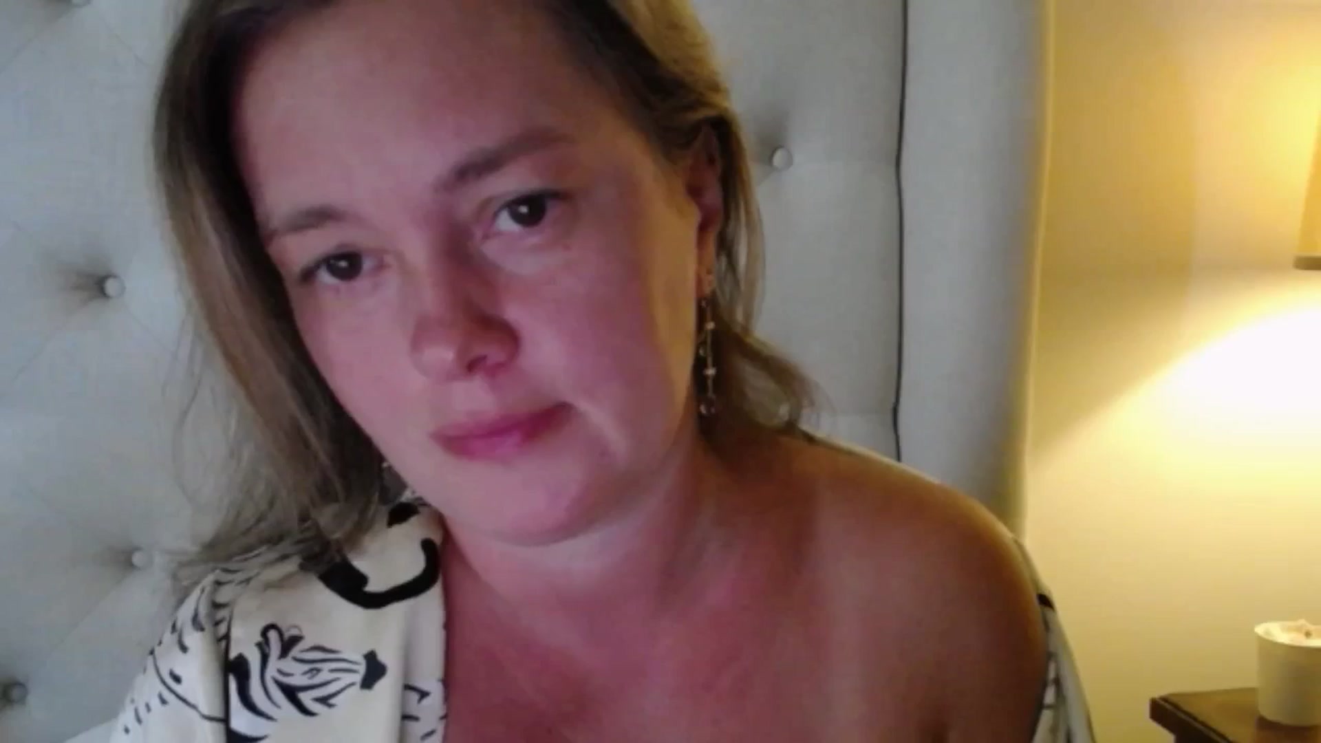 Gallery image thumbnail from J0llye's myfreecams stream on, 07/23/2025, 19:22 image 19 of 20