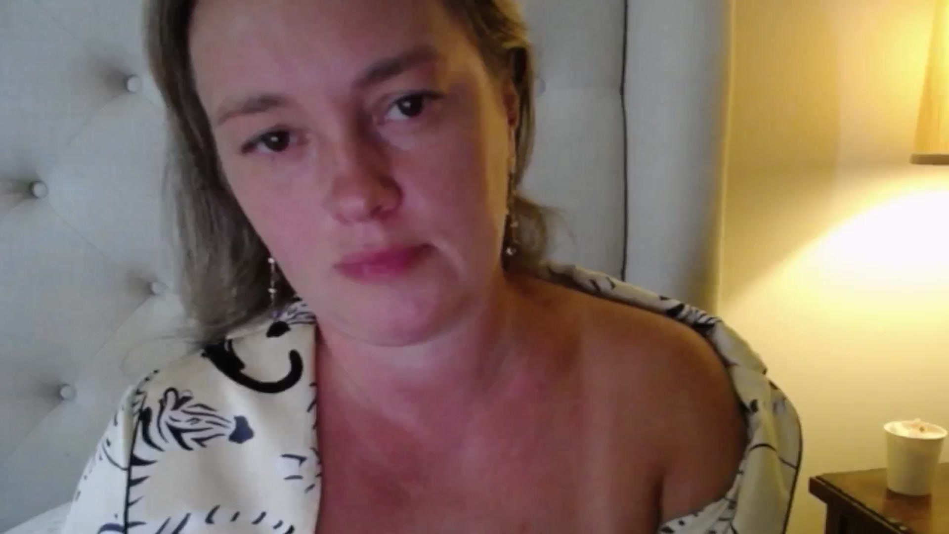 Gallery image thumbnail from J0llye's myfreecams stream on, 07/23/2025, 19:22 image 17 of 20
