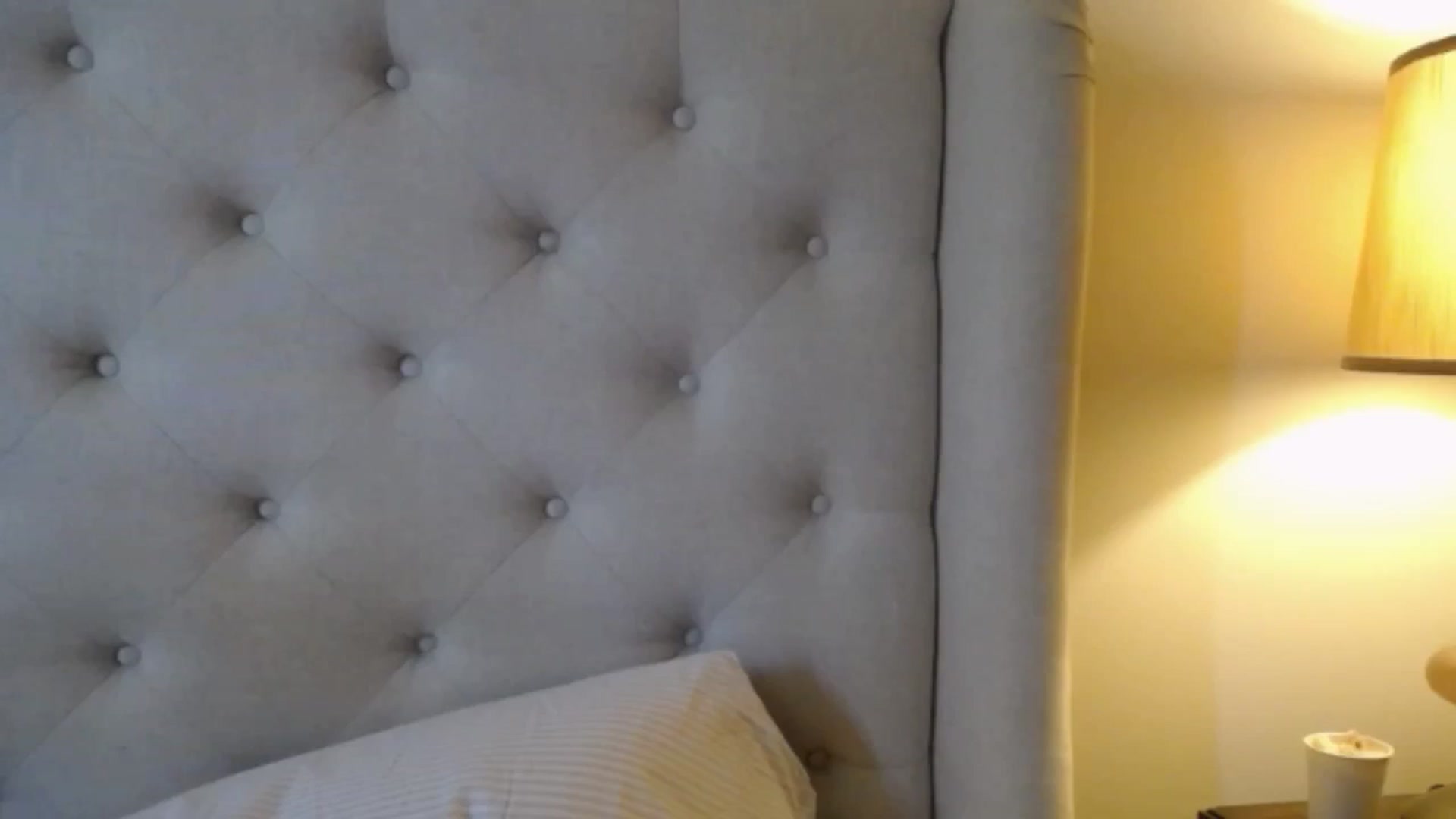 Gallery image thumbnail from J0llye's myfreecams stream on, 07/23/2025, 19:22 image 10 of 20