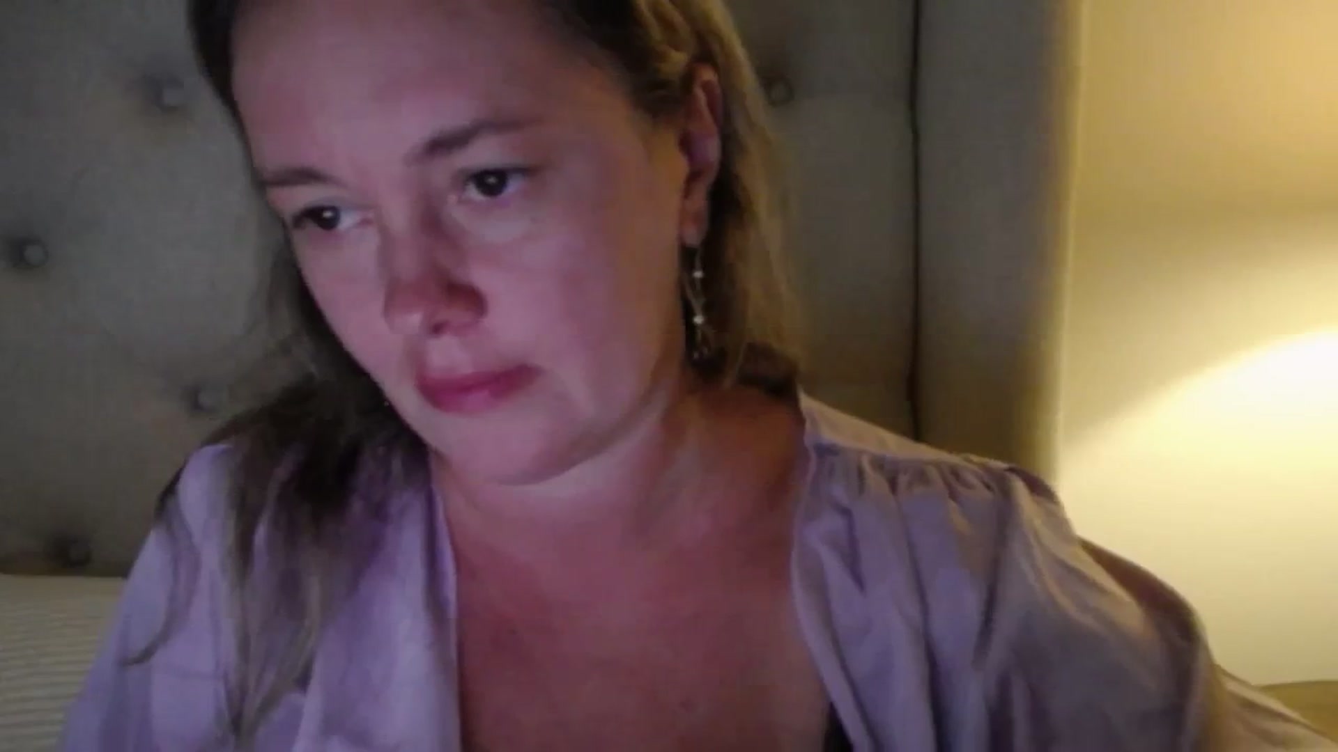 Gallery image thumbnail from J0llye's myfreecams stream on, 07/24/2025, 20:21 image 14 of 20