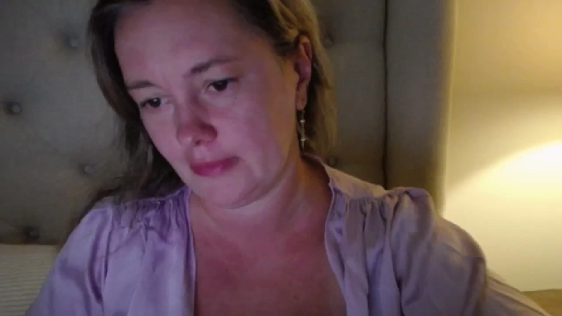 Gallery image thumbnail from J0llye's myfreecams stream on, 07/24/2025, 20:21 image 15 of 20