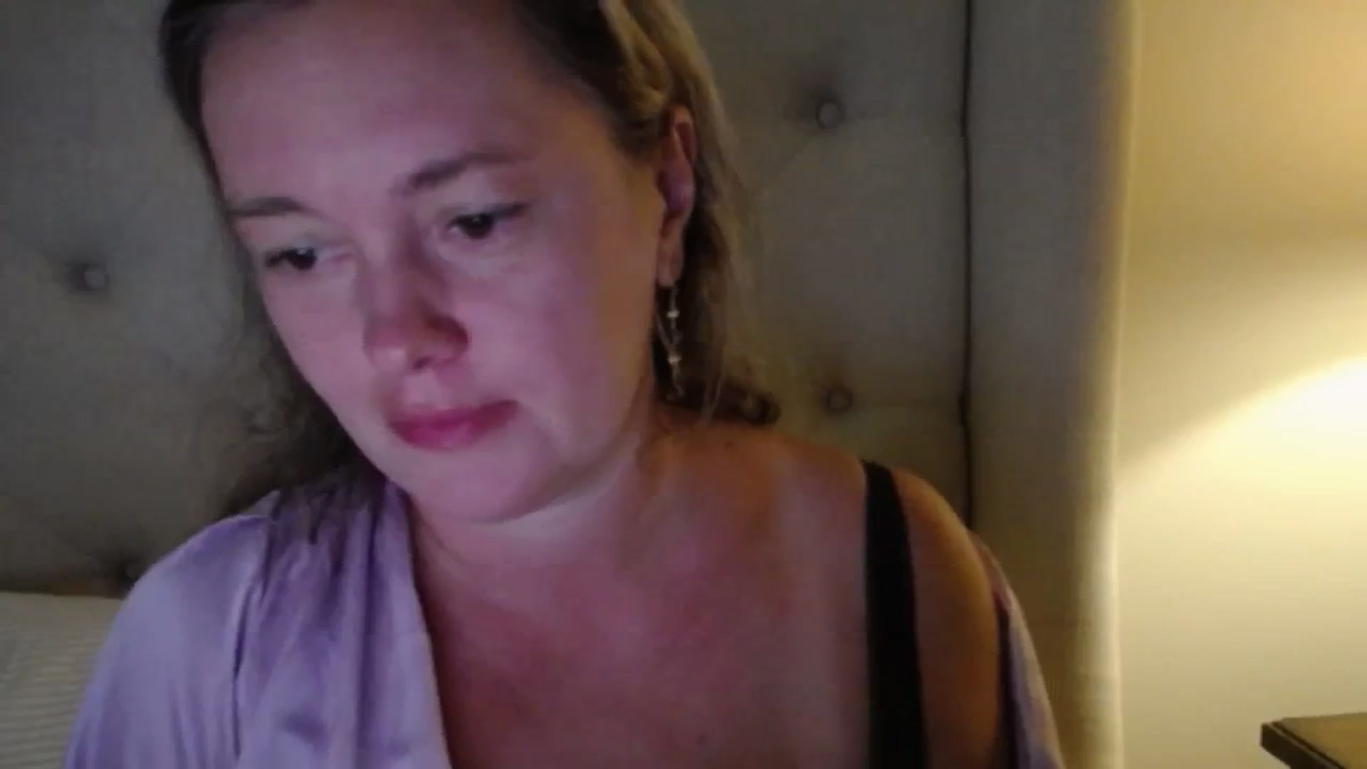 Gallery image thumbnail from J0llye's myfreecams stream on, 07/24/2025, 20:21 image 11 of 20