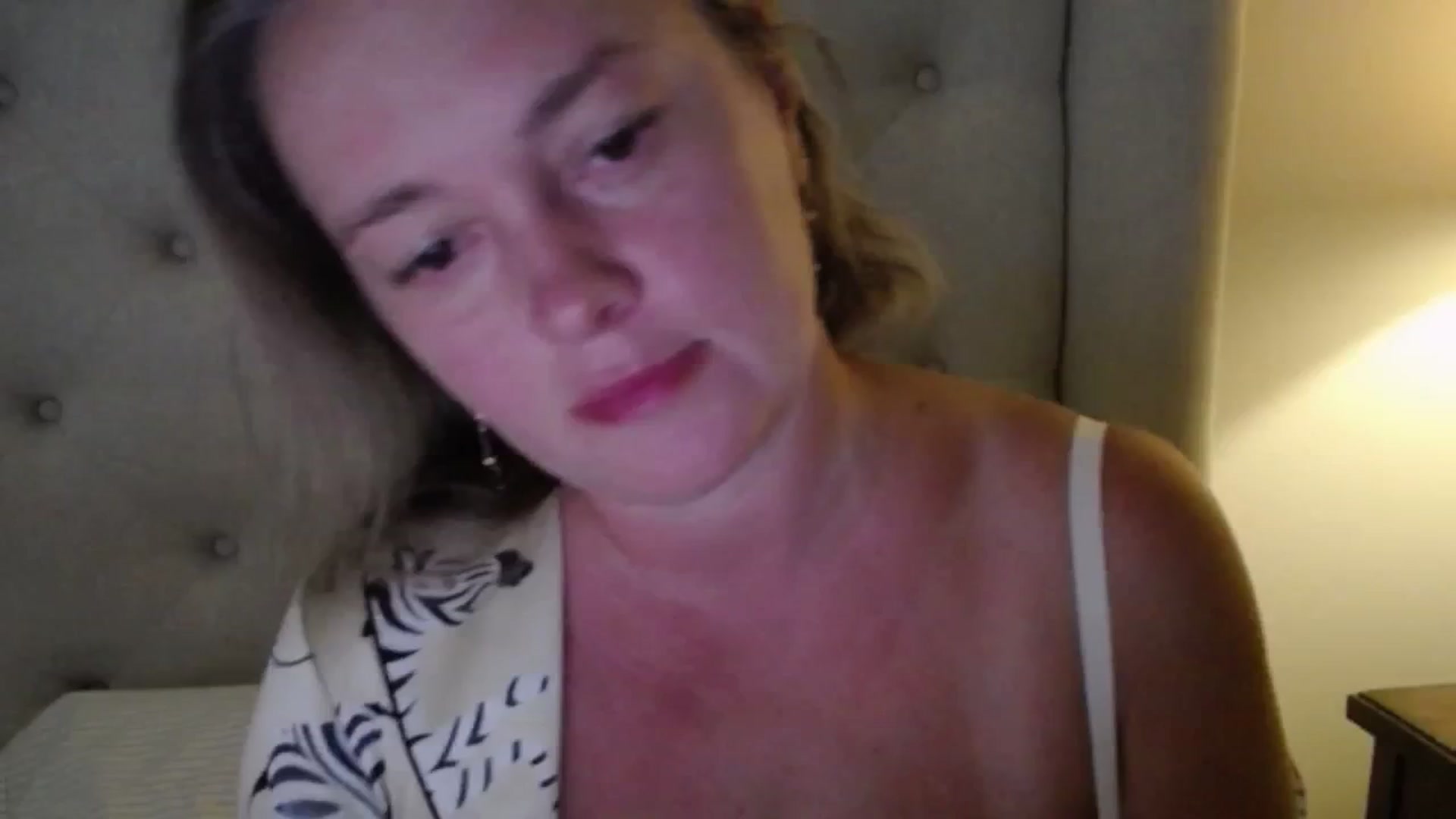 Gallery image thumbnail from J0llye's myfreecams stream on, 07/25/2025, 20:17 image 3 of 20