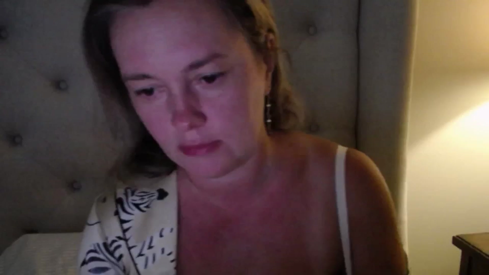 Gallery image thumbnail from J0llye's myfreecams stream on, 07/25/2025, 20:17 image 1 of 20