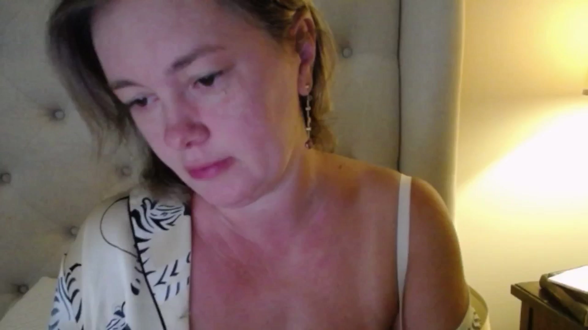 Gallery image thumbnail from J0llye's myfreecams stream on, 07/26/2025, 14:13 image 2 of 20