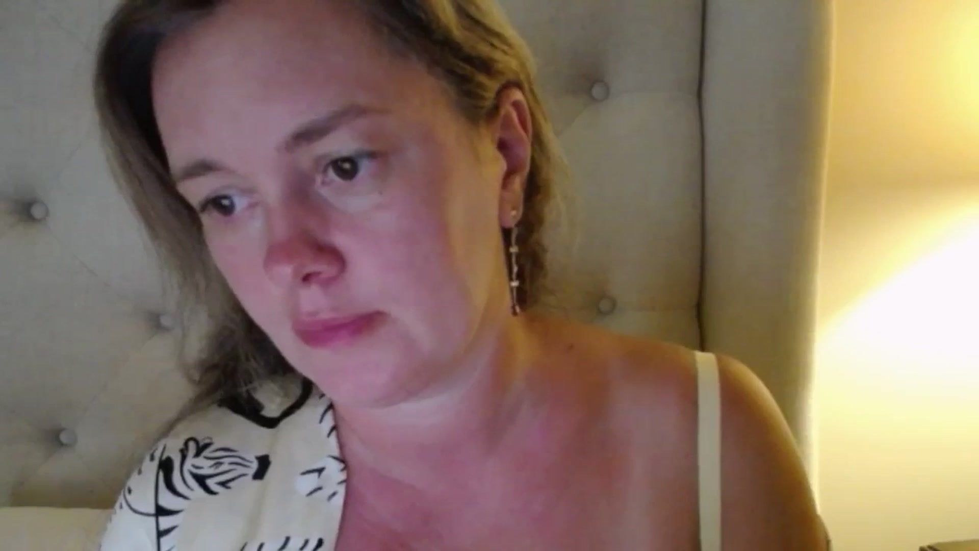 Gallery image thumbnail from J0llye's myfreecams stream on, 07/29/2025, 21:06 image 8 of 20