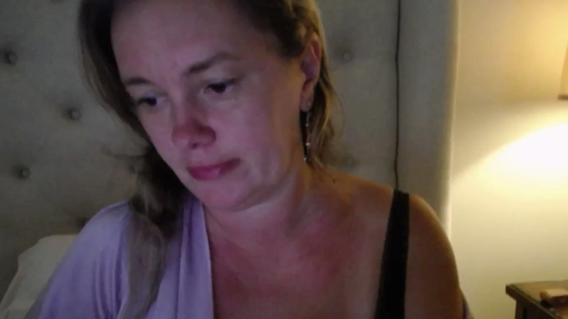 Gallery image thumbnail from J0llye's myfreecams stream on, 07/30/2025, 20:40 image 6 of 20