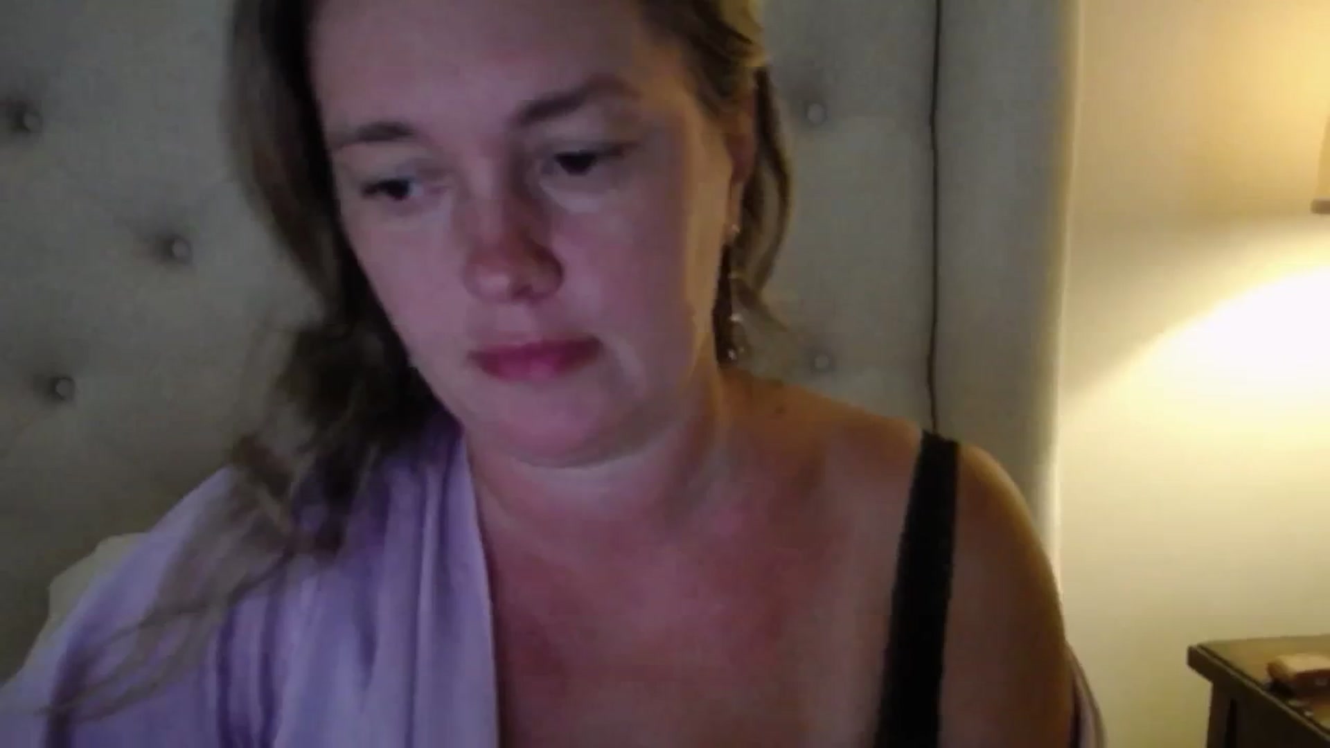 Gallery image thumbnail from J0llye's myfreecams stream on, 07/30/2025, 20:40 image 5 of 20