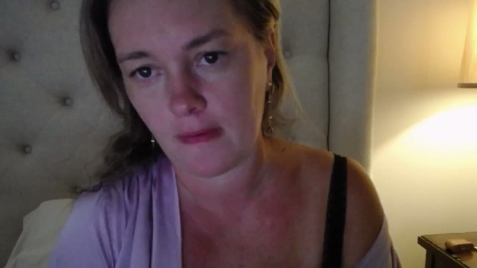 Gallery image thumbnail from J0llye's myfreecams stream on, 07/30/2025, 20:40 image 1 of 20