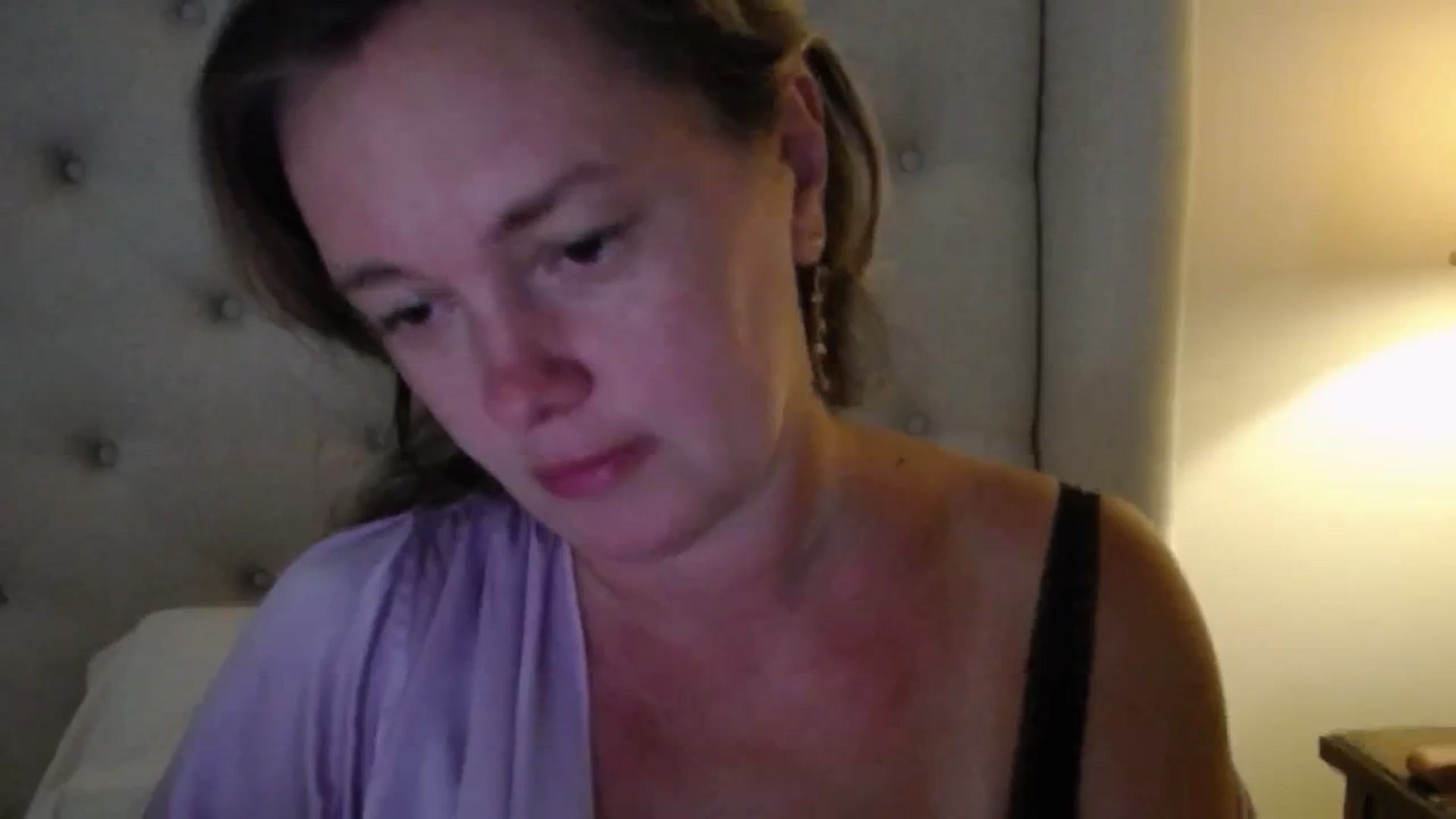 Gallery image thumbnail from J0llye's myfreecams stream on, 07/30/2025, 20:40 image 4 of 20