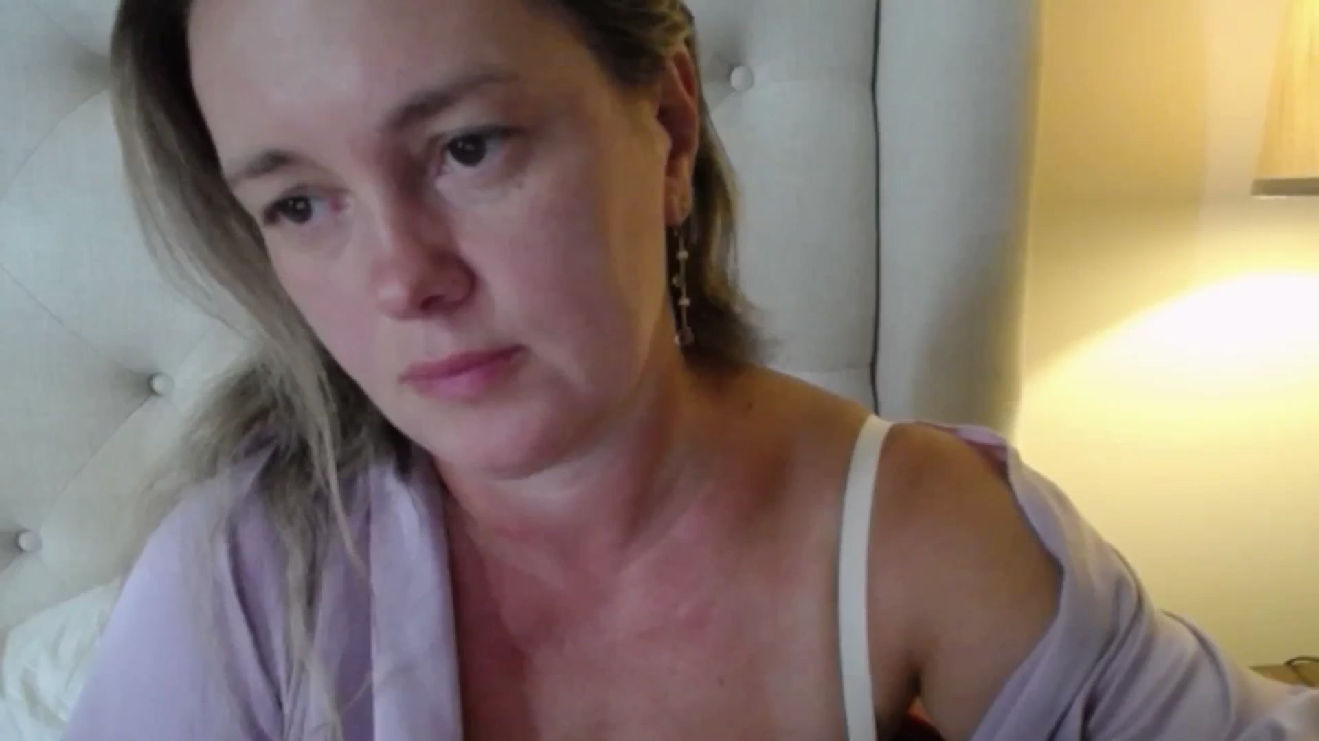 Gallery image thumbnail from J0llye's myfreecams stream on, 07/31/2025, 20:31 image 20 of 20