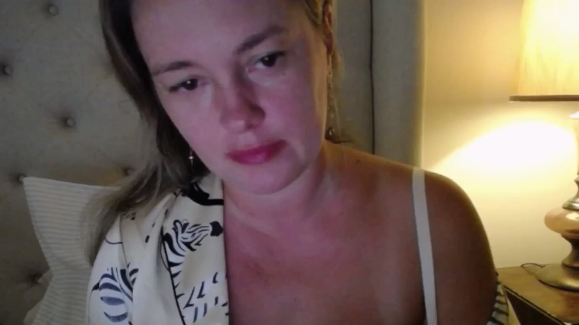 Gallery image thumbnail from J0llye's myfreecams stream on, 08/01/2025, 19:58 image 4 of 20