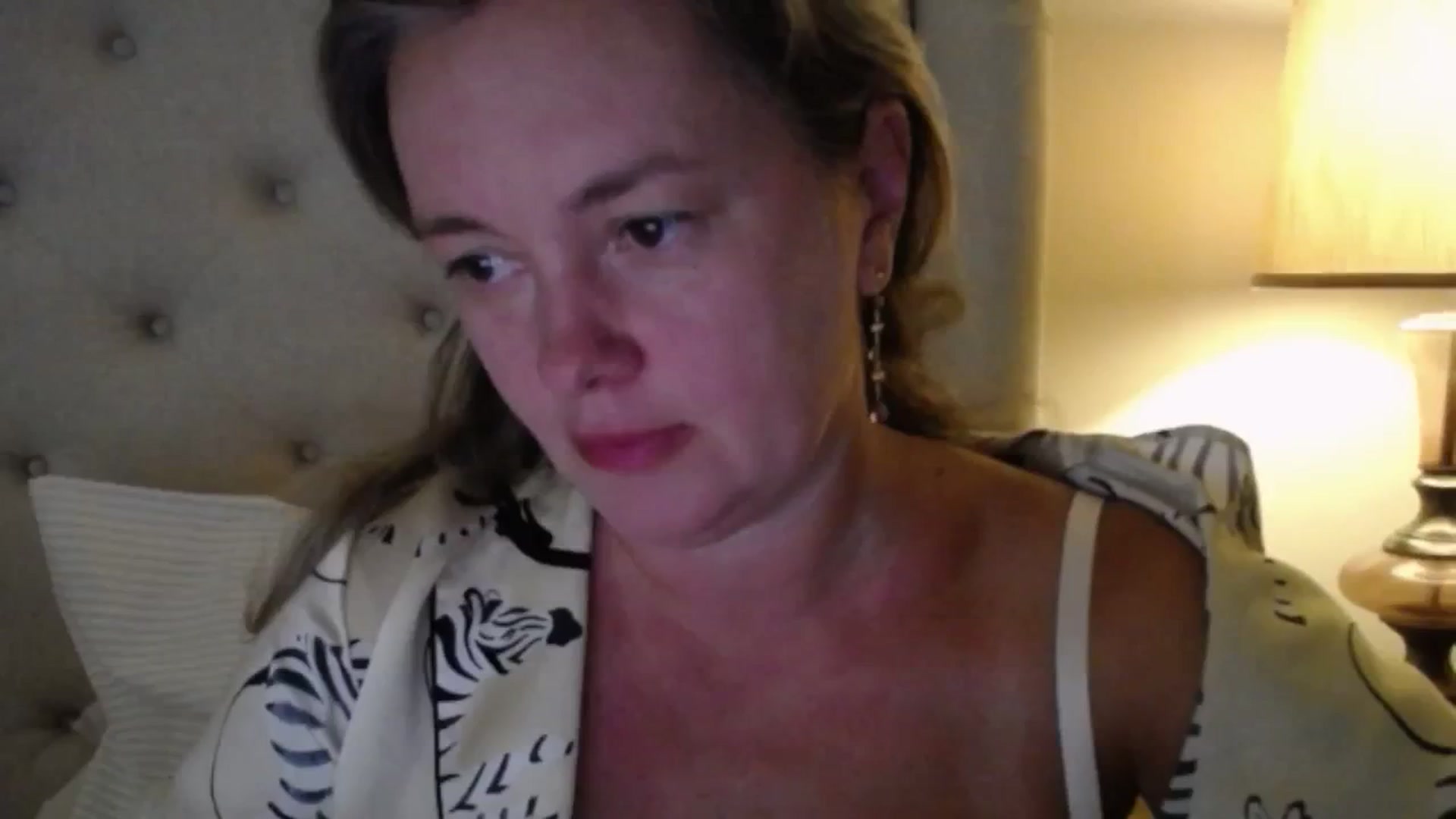 Gallery image thumbnail from J0llye's myfreecams stream on, 08/01/2025, 19:58 image 6 of 20