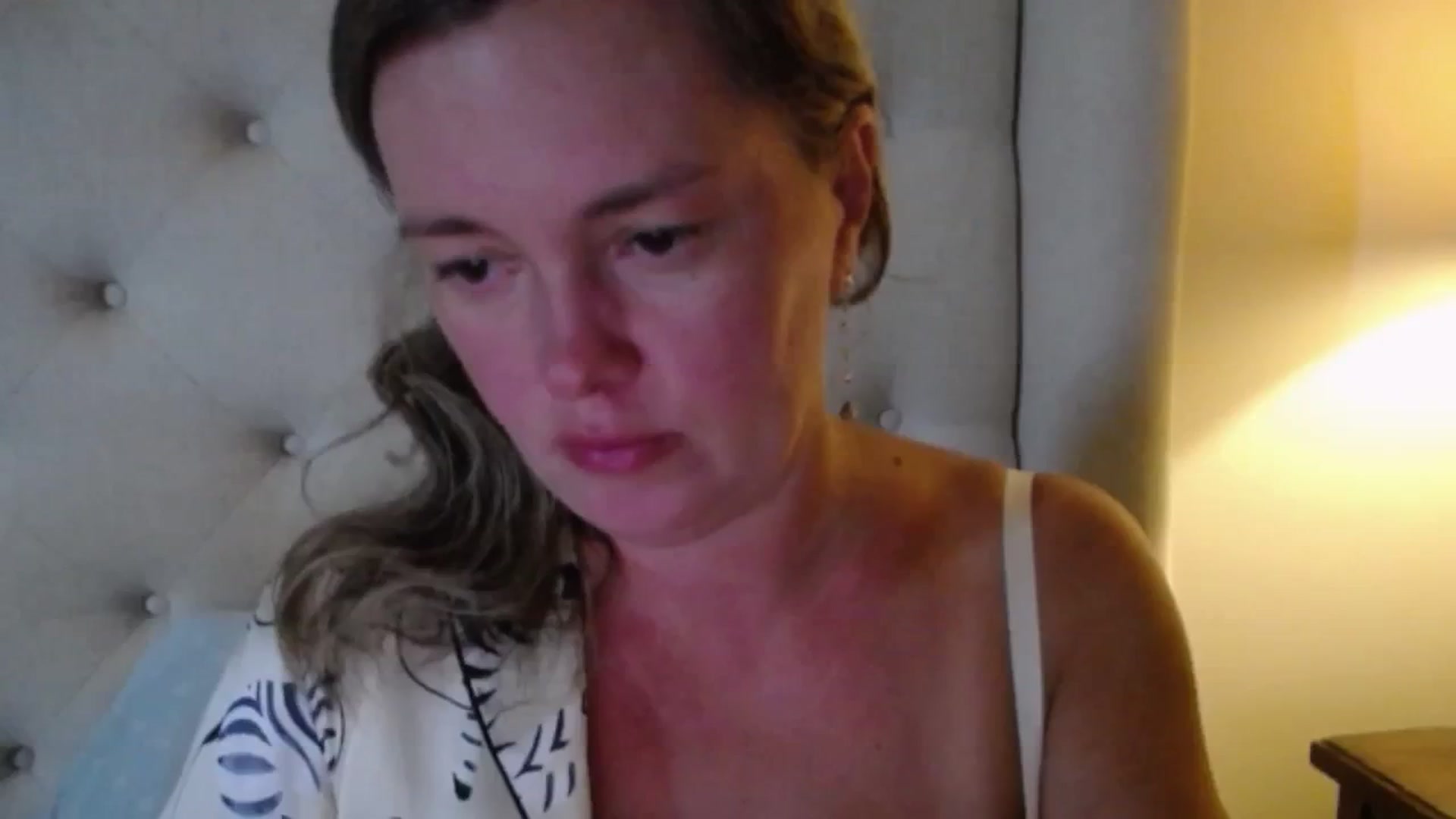 Gallery image thumbnail from J0llye's myfreecams stream on, 08/08/2025, 19:54 image 1 of 20