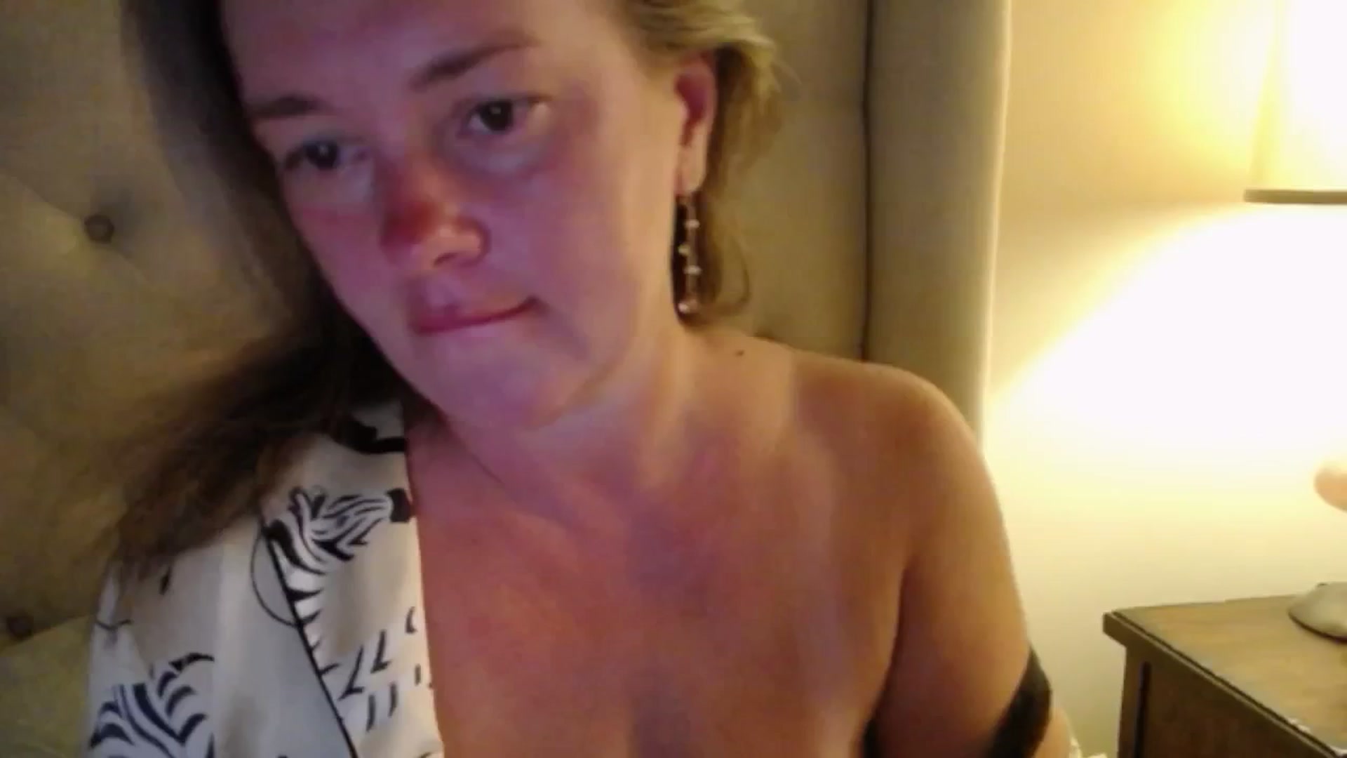Gallery image thumbnail from J0llye's myfreecams stream on, 08/11/2025, 04:24 image 17 of 20