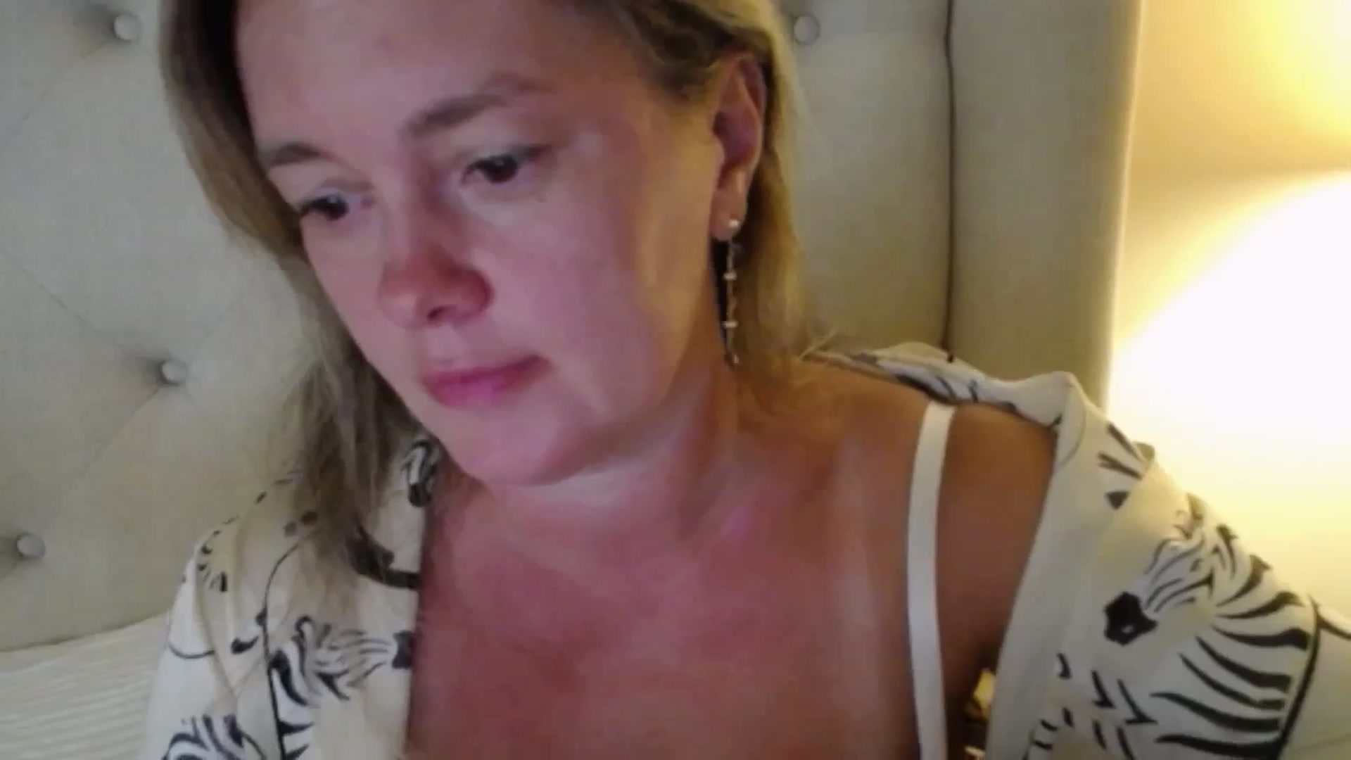 Gallery image thumbnail from J0llye's myfreecams stream on, 08/13/2025, 20:19 image 20 of 20