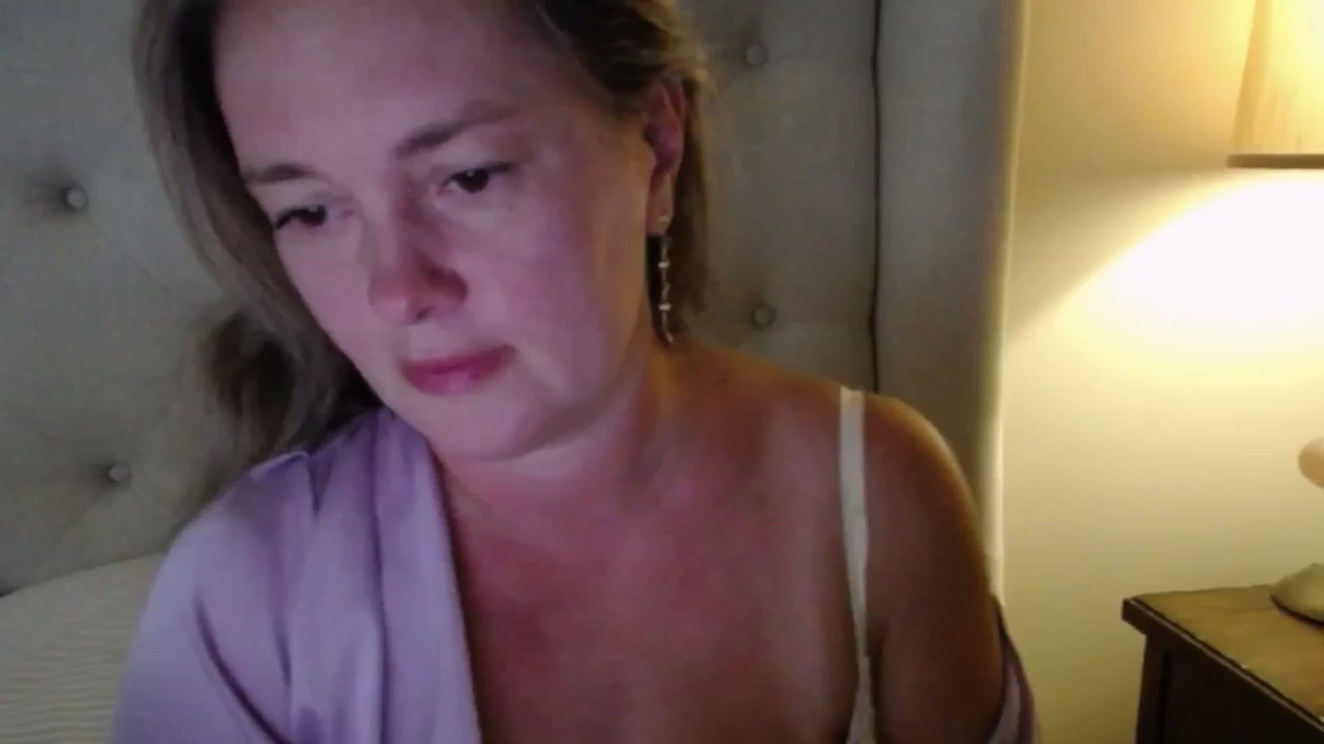 Gallery image thumbnail from J0llye's myfreecams stream on, 08/14/2025, 20:11 image 7 of 20