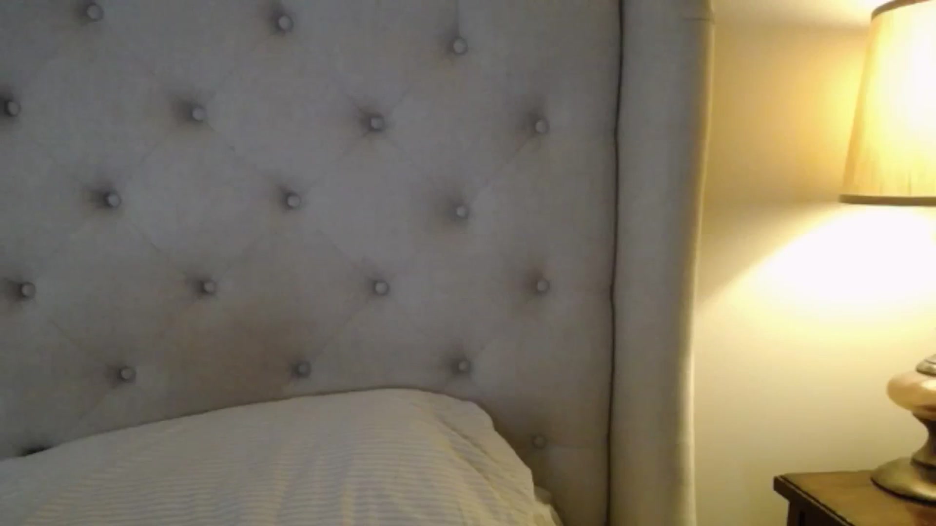 Gallery image thumbnail from J0llye's myfreecams stream on, 08/14/2025, 20:11 image 16 of 20