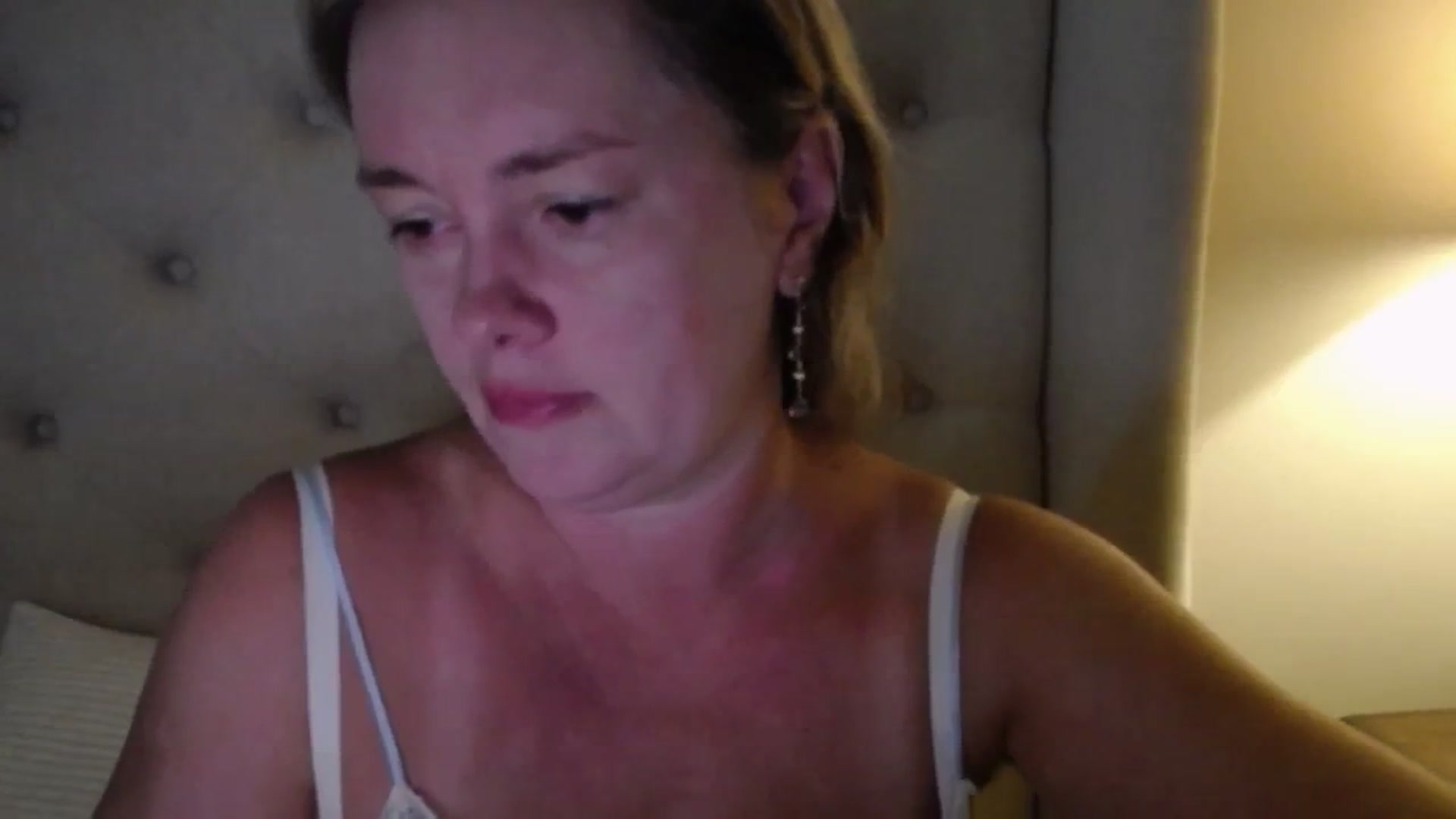 Gallery image thumbnail from J0llye's myfreecams stream on, 08/15/2025, 19:05 image 8 of 20