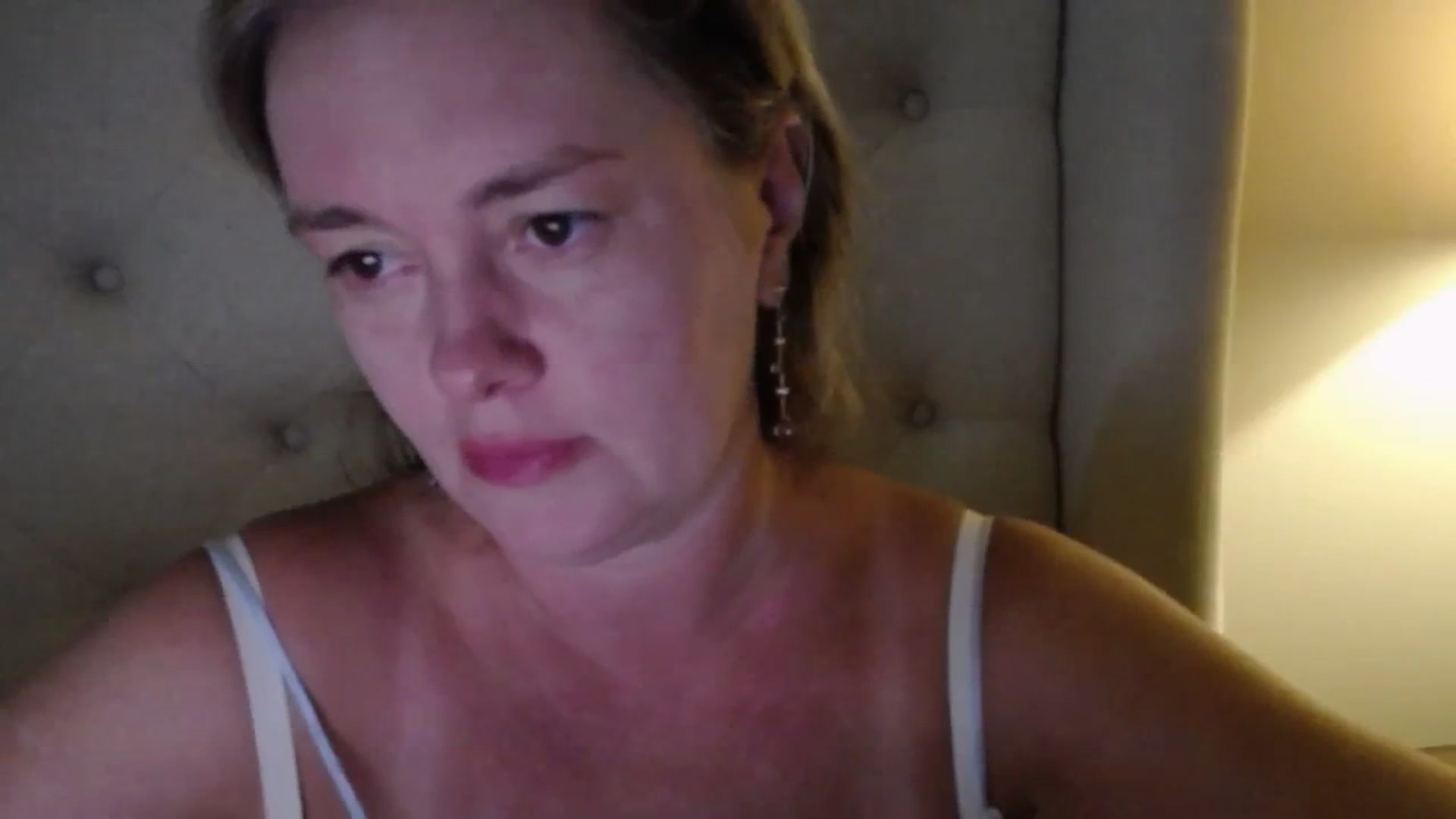 Gallery image thumbnail from J0llye's myfreecams stream on, 08/15/2025, 19:05 image 20 of 20