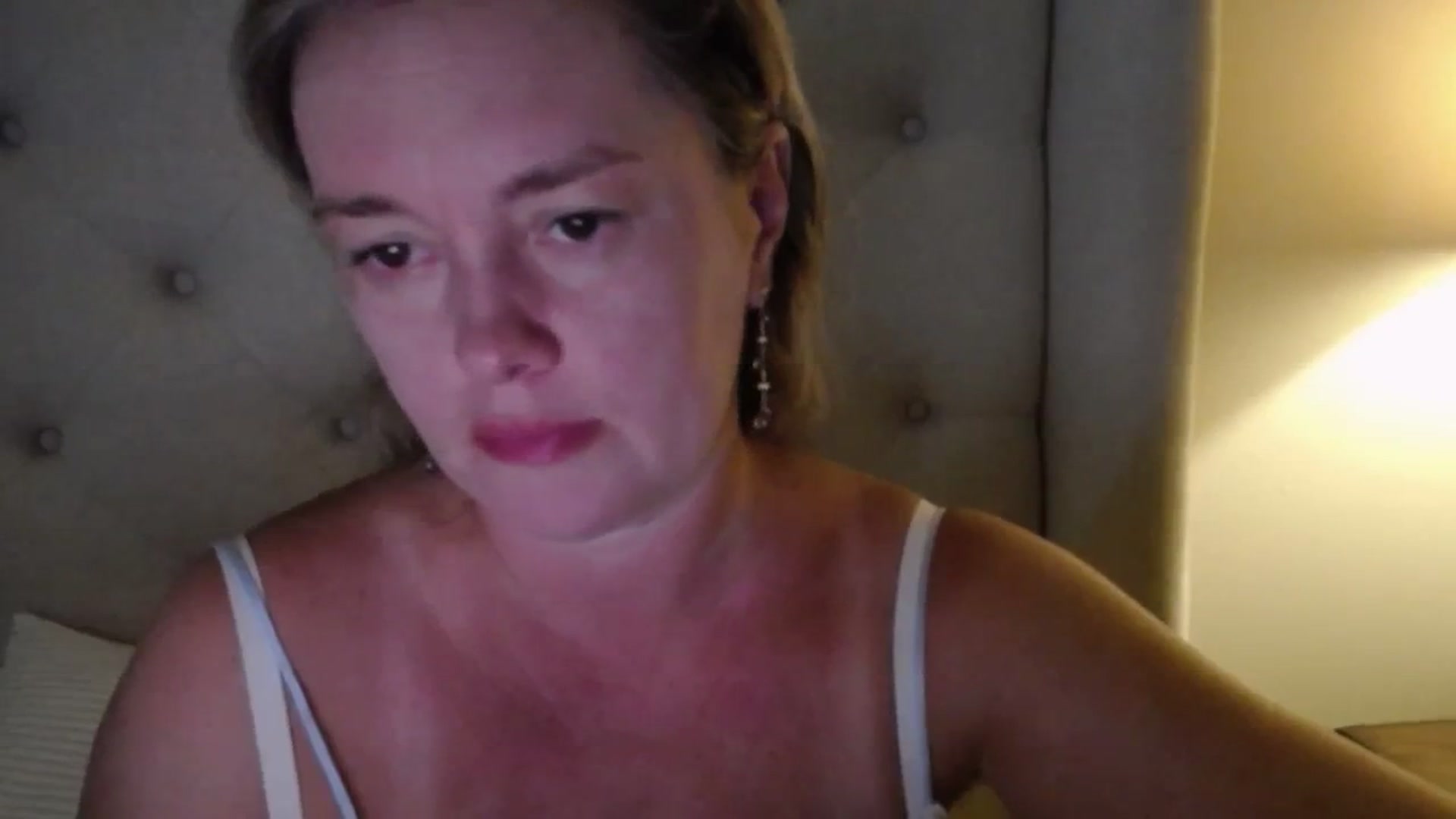 Gallery image thumbnail from J0llye's myfreecams stream on, 08/15/2025, 19:05 image 10 of 20