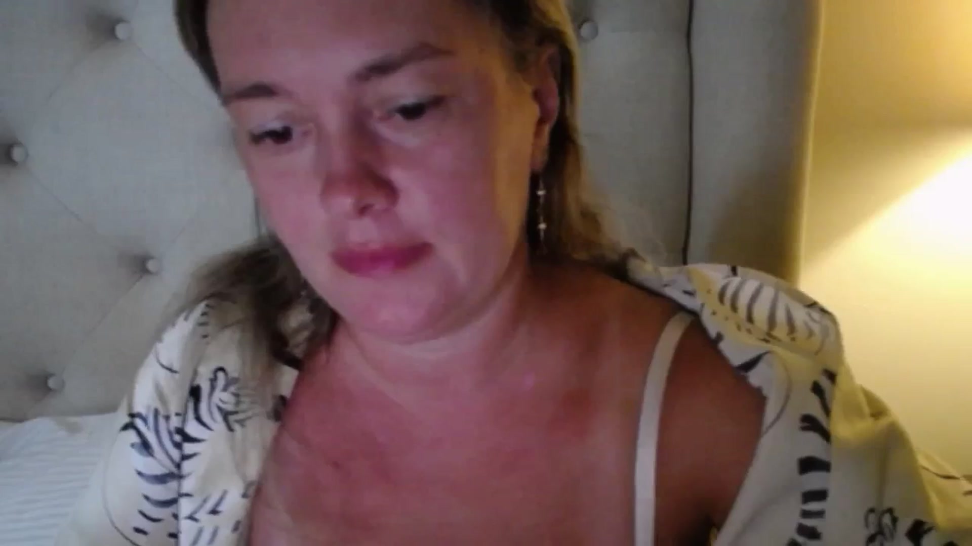 Gallery image thumbnail from J0llye's myfreecams stream on, 08/16/2025, 20:19 image 18 of 20