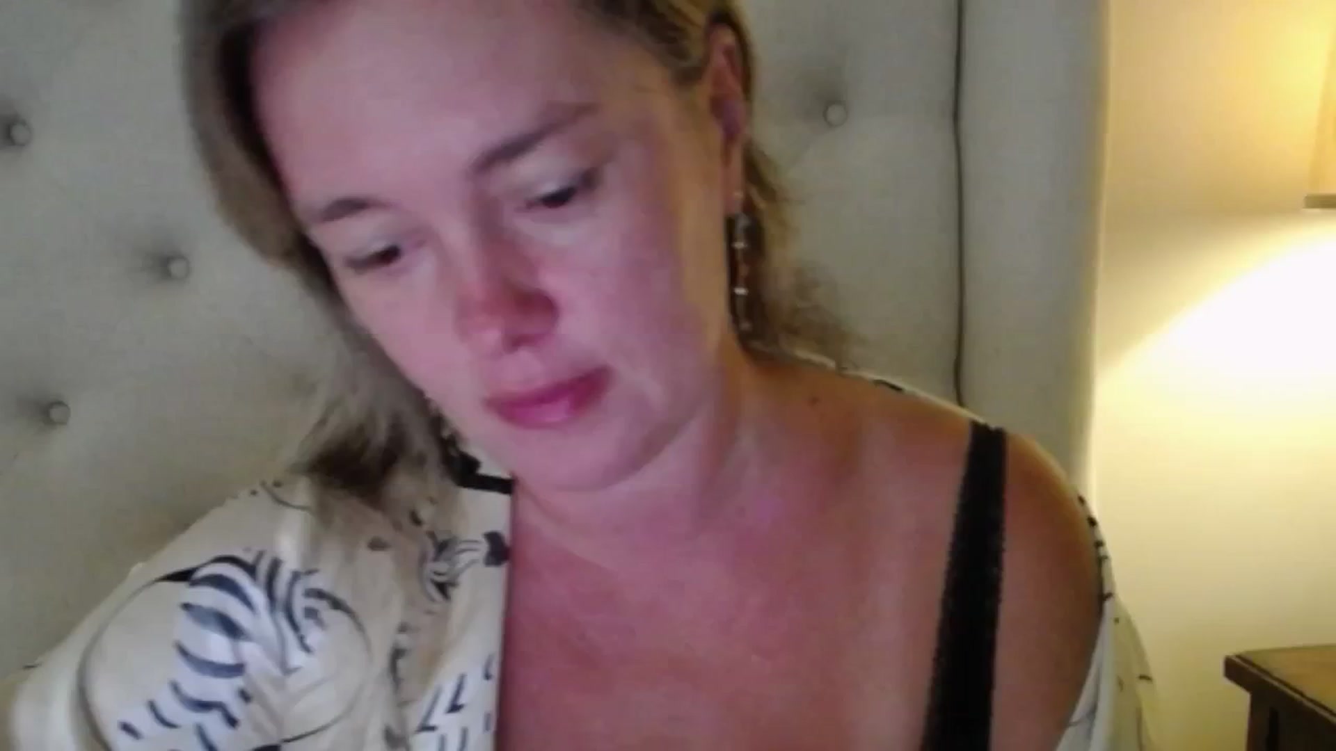 Gallery image thumbnail from J0llye's myfreecams stream on, 08/20/2025, 16:18 image 2 of 20