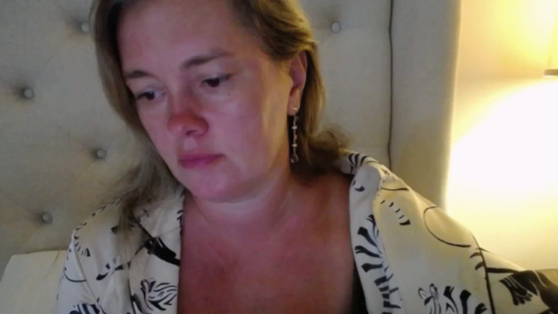 Gallery image thumbnail from J0llye's myfreecams stream on, 08/20/2025, 18:57 image 11 of 20