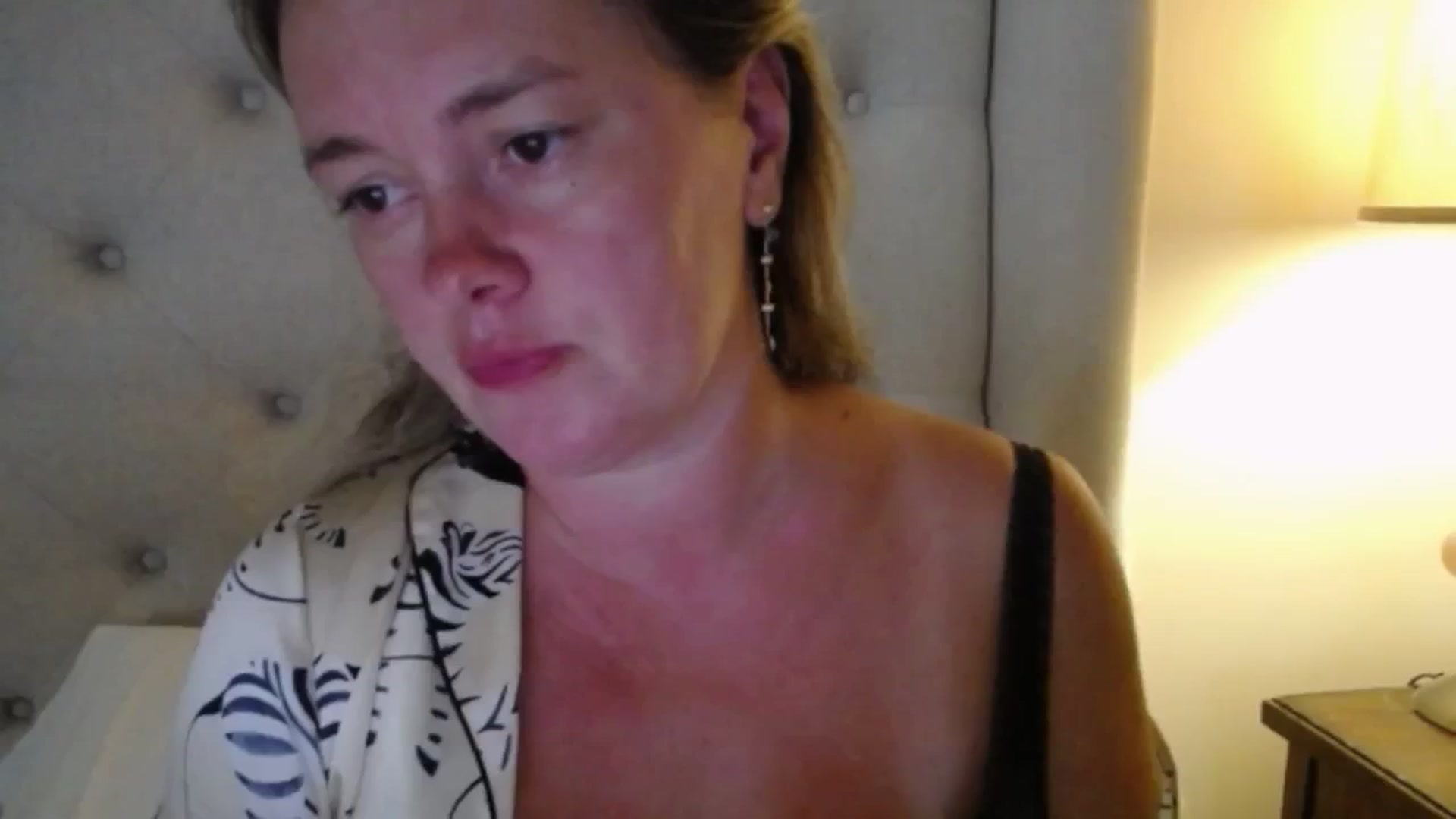 Gallery image thumbnail from J0llye's myfreecams stream on, 08/20/2025, 18:57 image 1 of 20