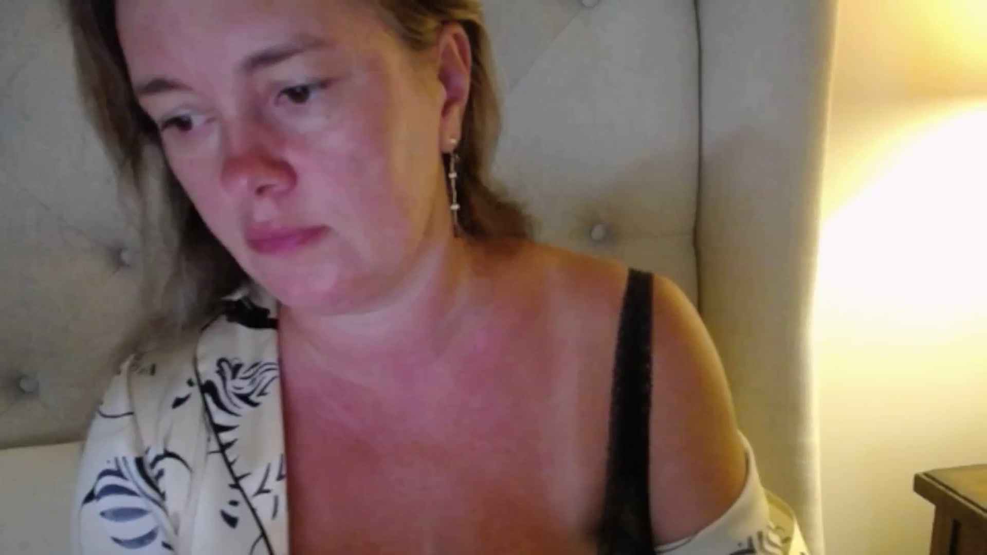Gallery image thumbnail from J0llye's myfreecams stream on, 08/20/2025, 18:57 image 8 of 20