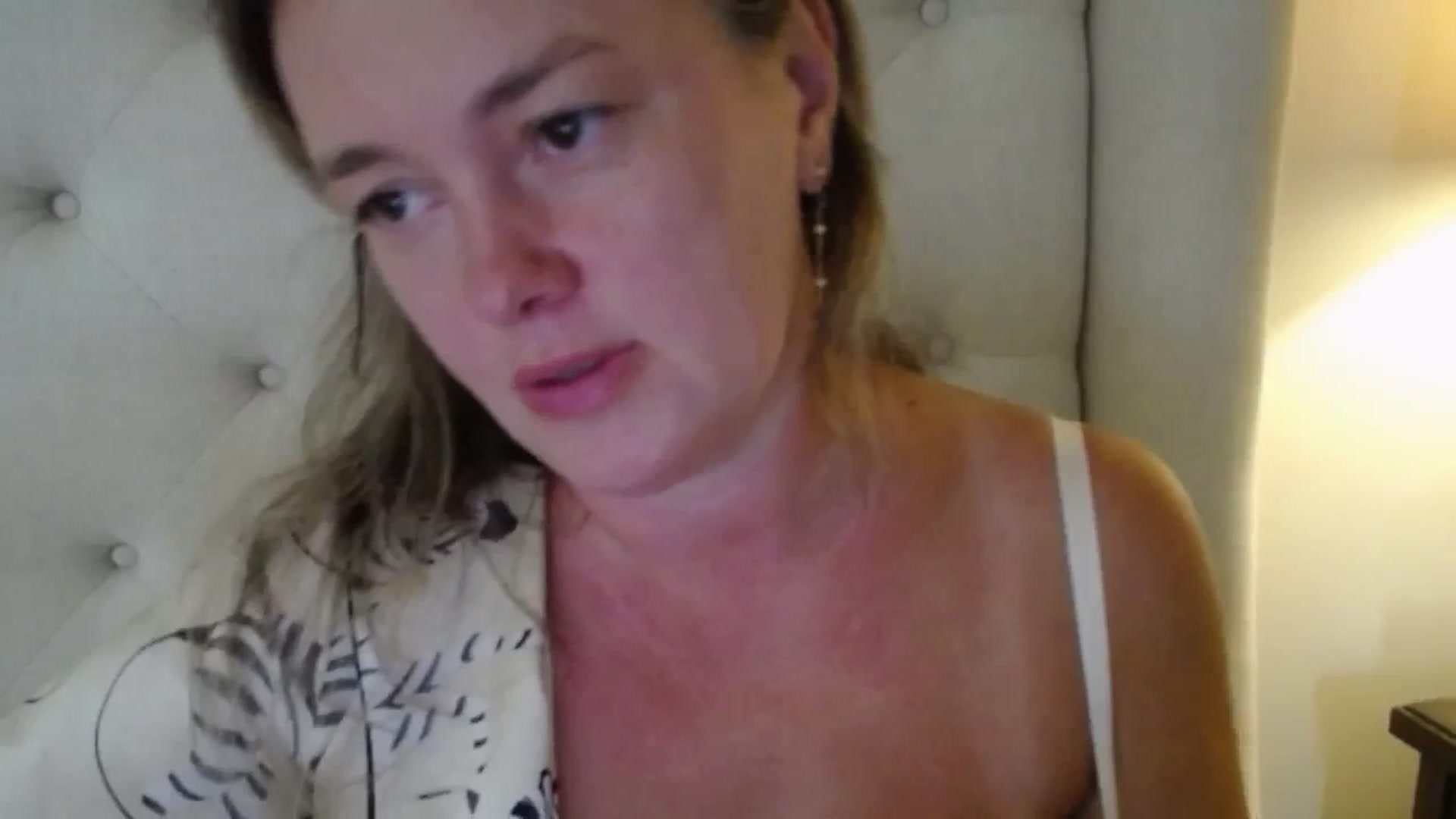 Gallery image thumbnail from J0llye's myfreecams stream on, 08/21/2025, 16:01 image 20 of 20