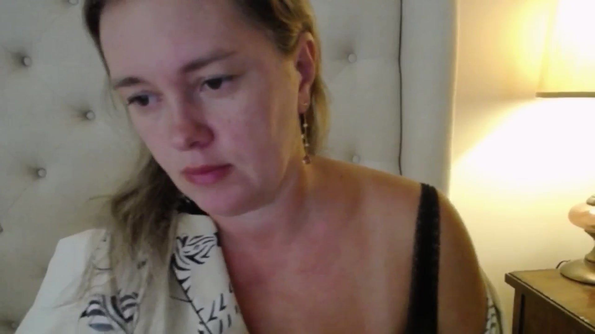Gallery image thumbnail from J0llye's myfreecams stream on, 08/25/2025, 18:03 image 2 of 20