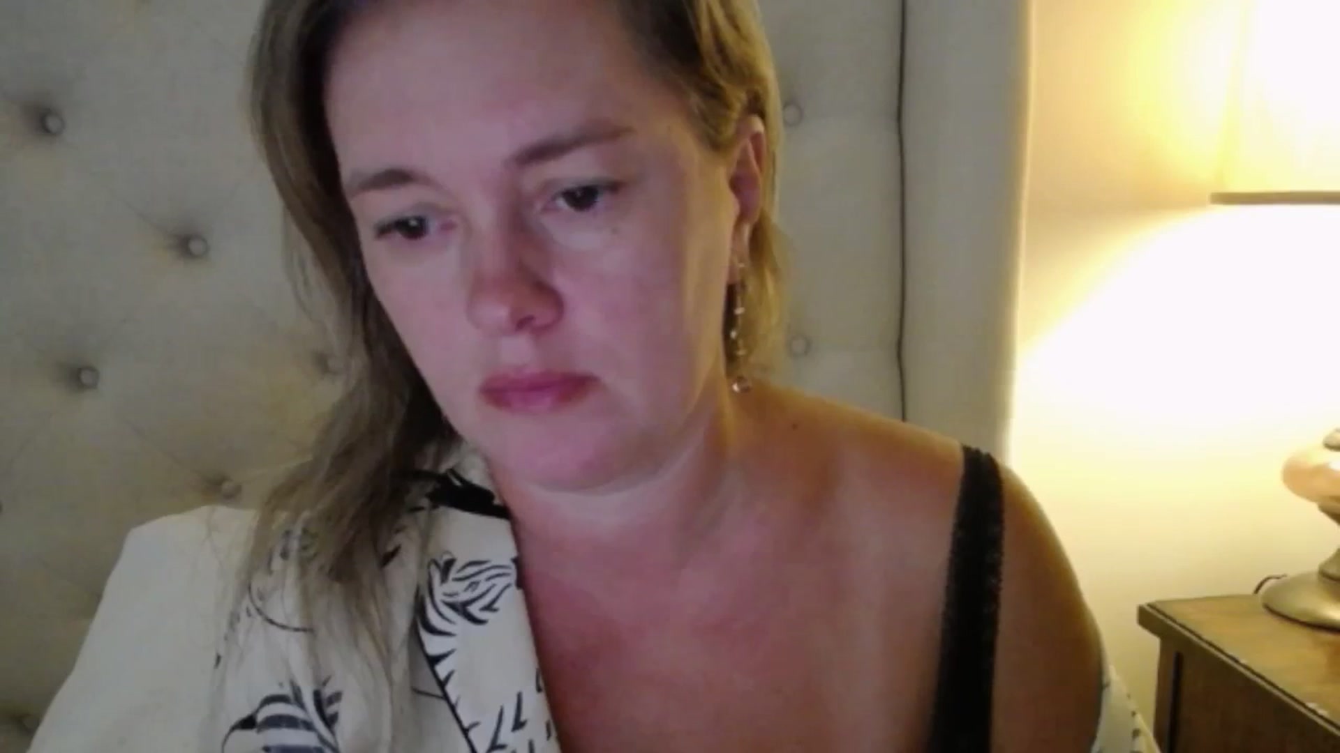 Gallery image thumbnail from J0llye's myfreecams stream on, 08/25/2025, 18:03 image 8 of 20