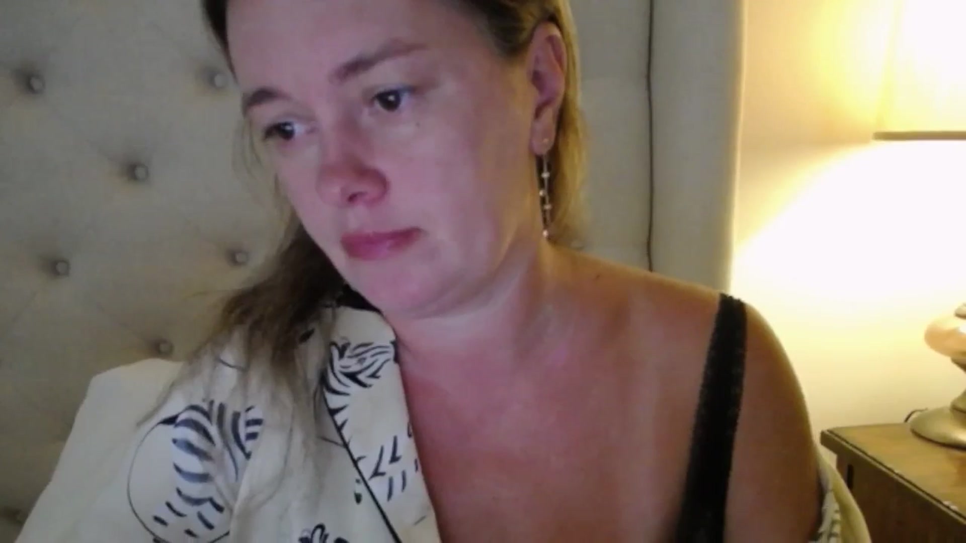 Gallery image thumbnail from J0llye's myfreecams stream on, 08/25/2025, 18:03 image 5 of 20