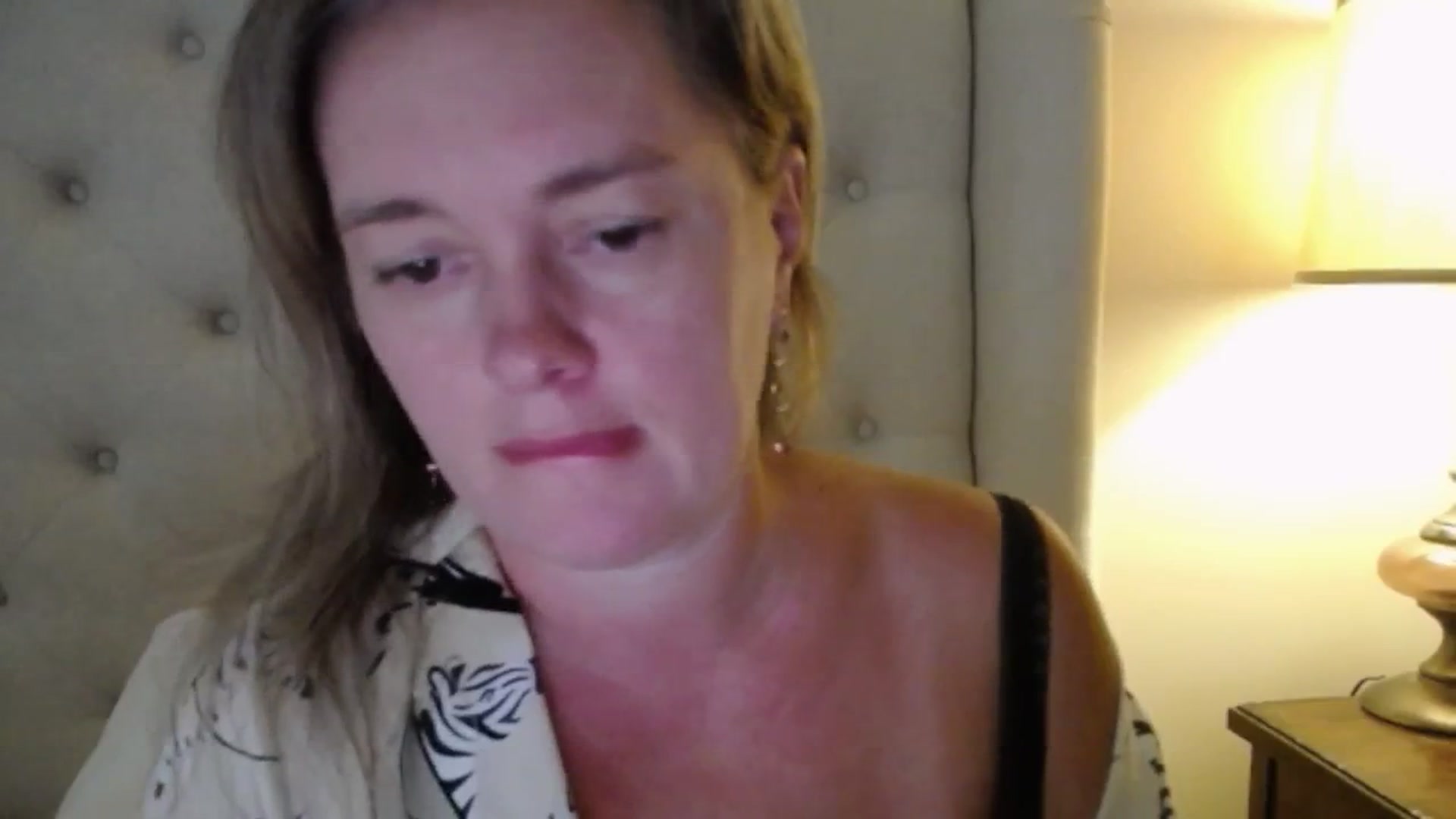 Gallery image thumbnail from J0llye's myfreecams stream on, 08/25/2025, 18:03 image 11 of 20