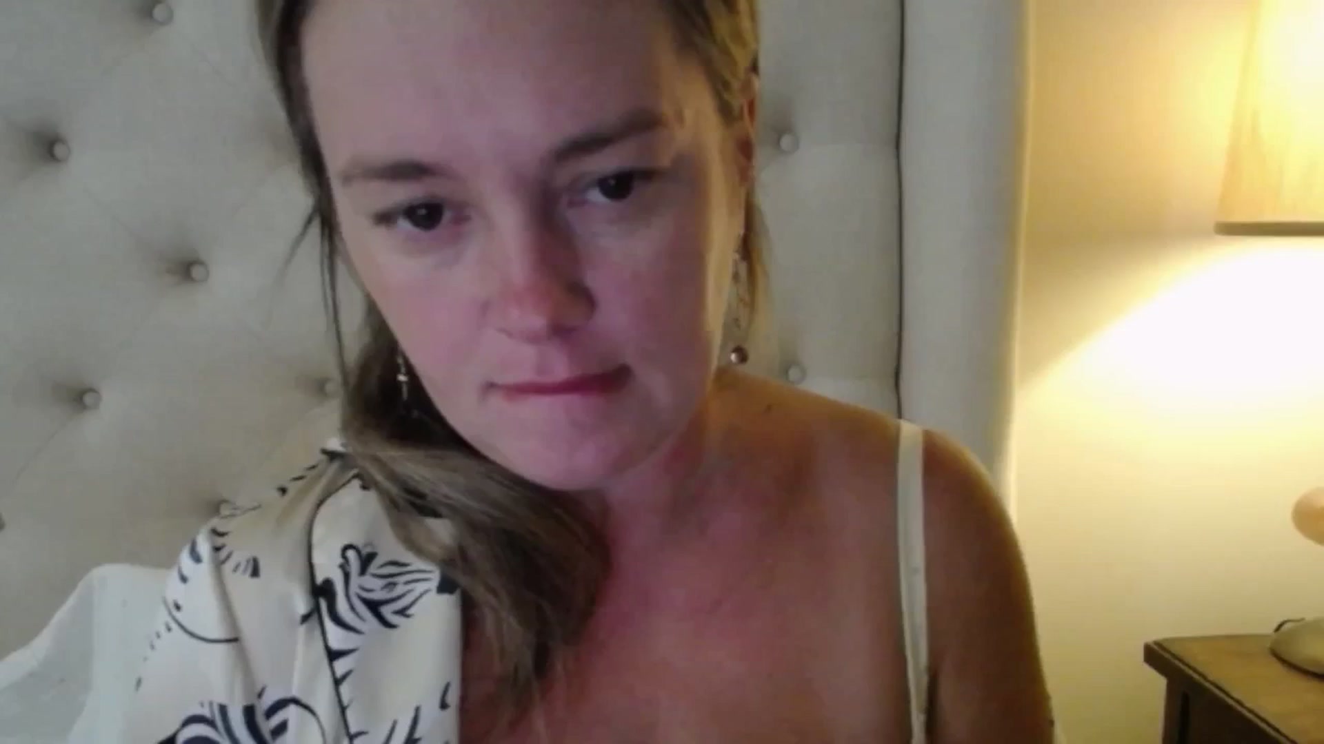 Gallery image thumbnail from J0llye's myfreecams stream on, 08/27/2025, 15:49 image 1 of 20