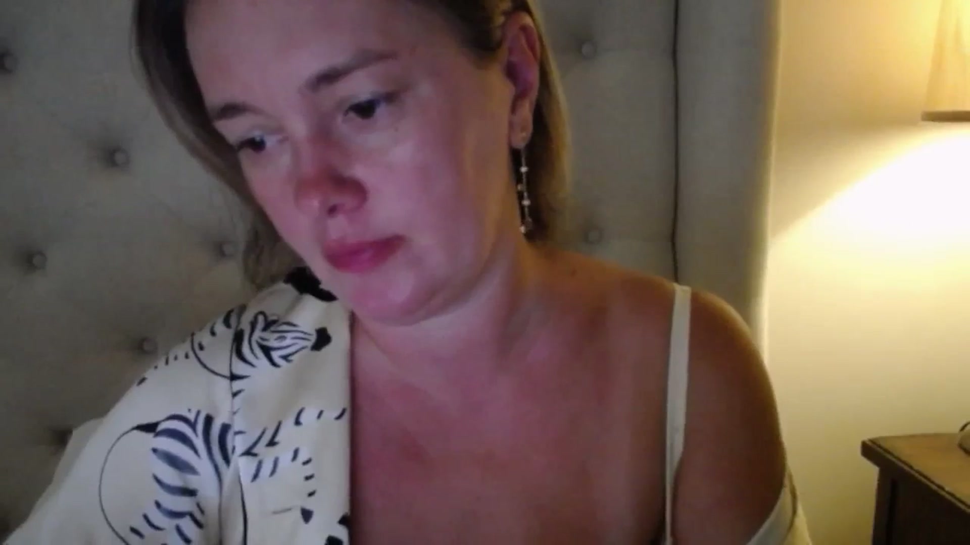 Gallery image thumbnail from J0llye's myfreecams stream on, 08/27/2025, 18:10 image 11 of 20