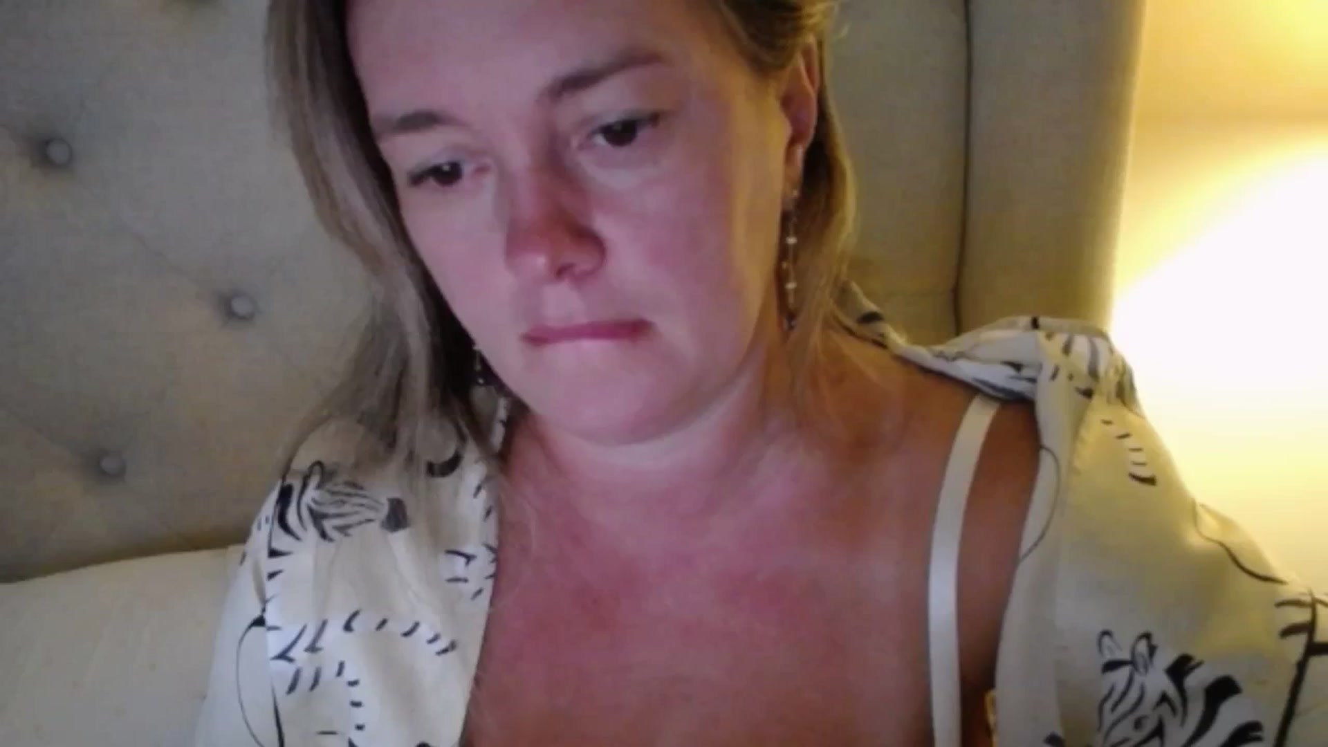 Gallery image thumbnail from J0llye's myfreecams stream on, 08/30/2025, 20:48 image 12 of 20